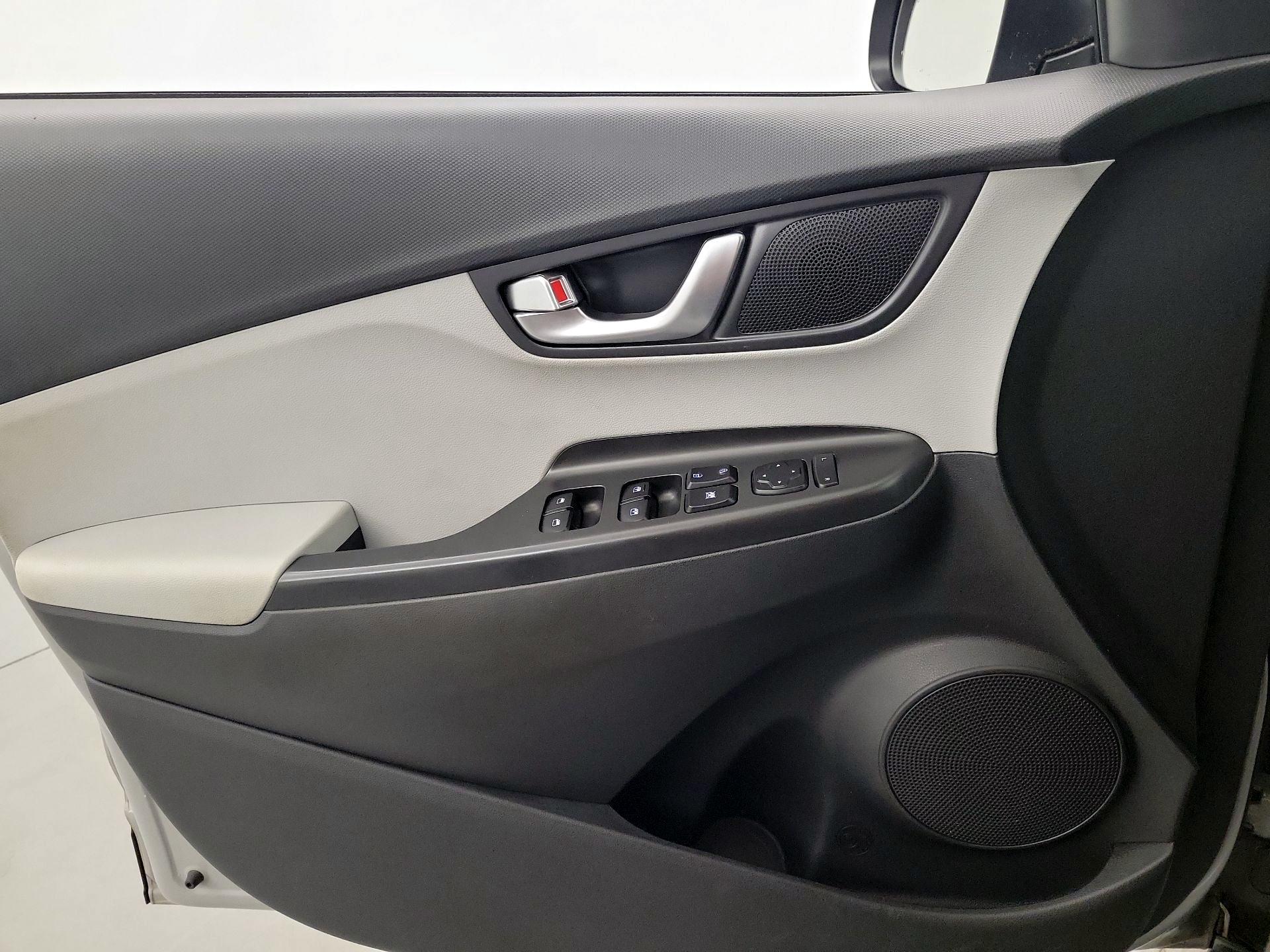 Thumbnail: 2023 Hyundai Kona - 12