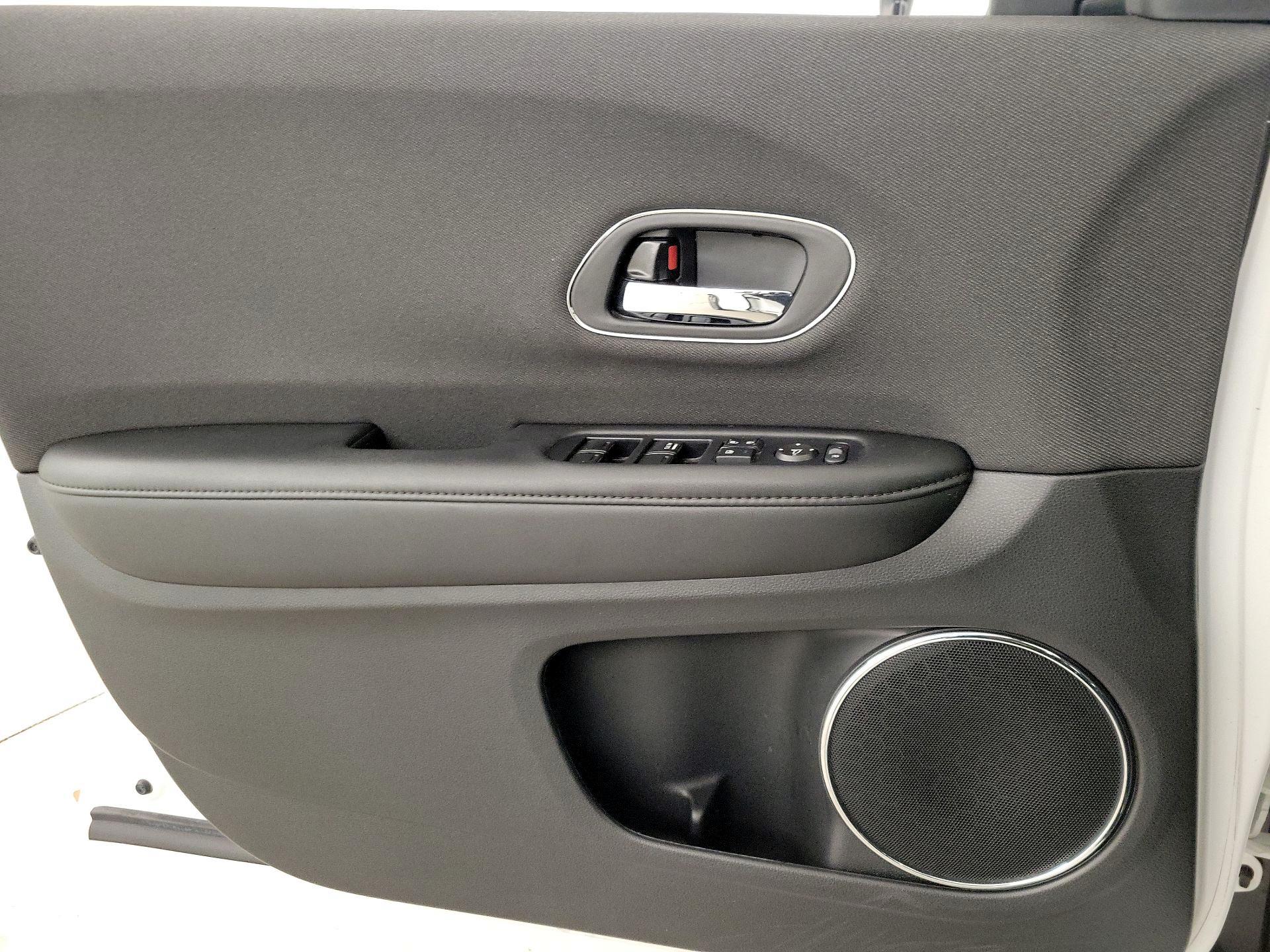 Thumbnail: 2022 Honda HR-V - 12