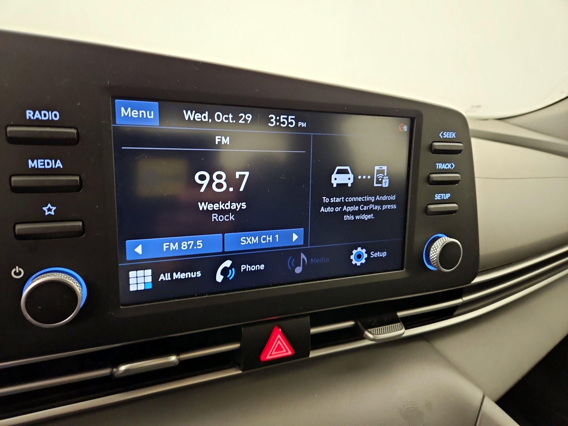 Thumbnail: 2023 Hyundai Elantra - 15