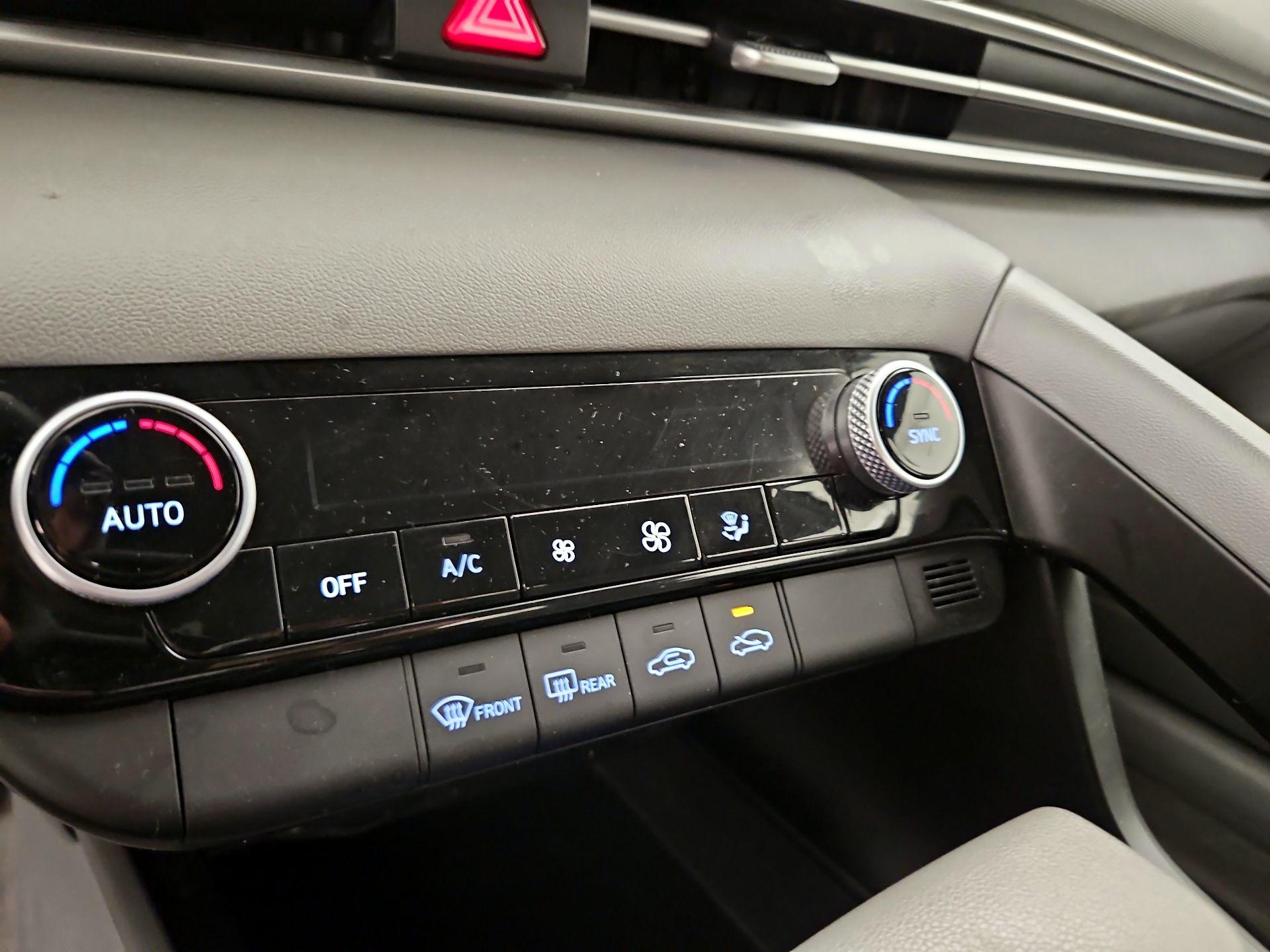 Thumbnail: 2023 Hyundai Elantra - 16