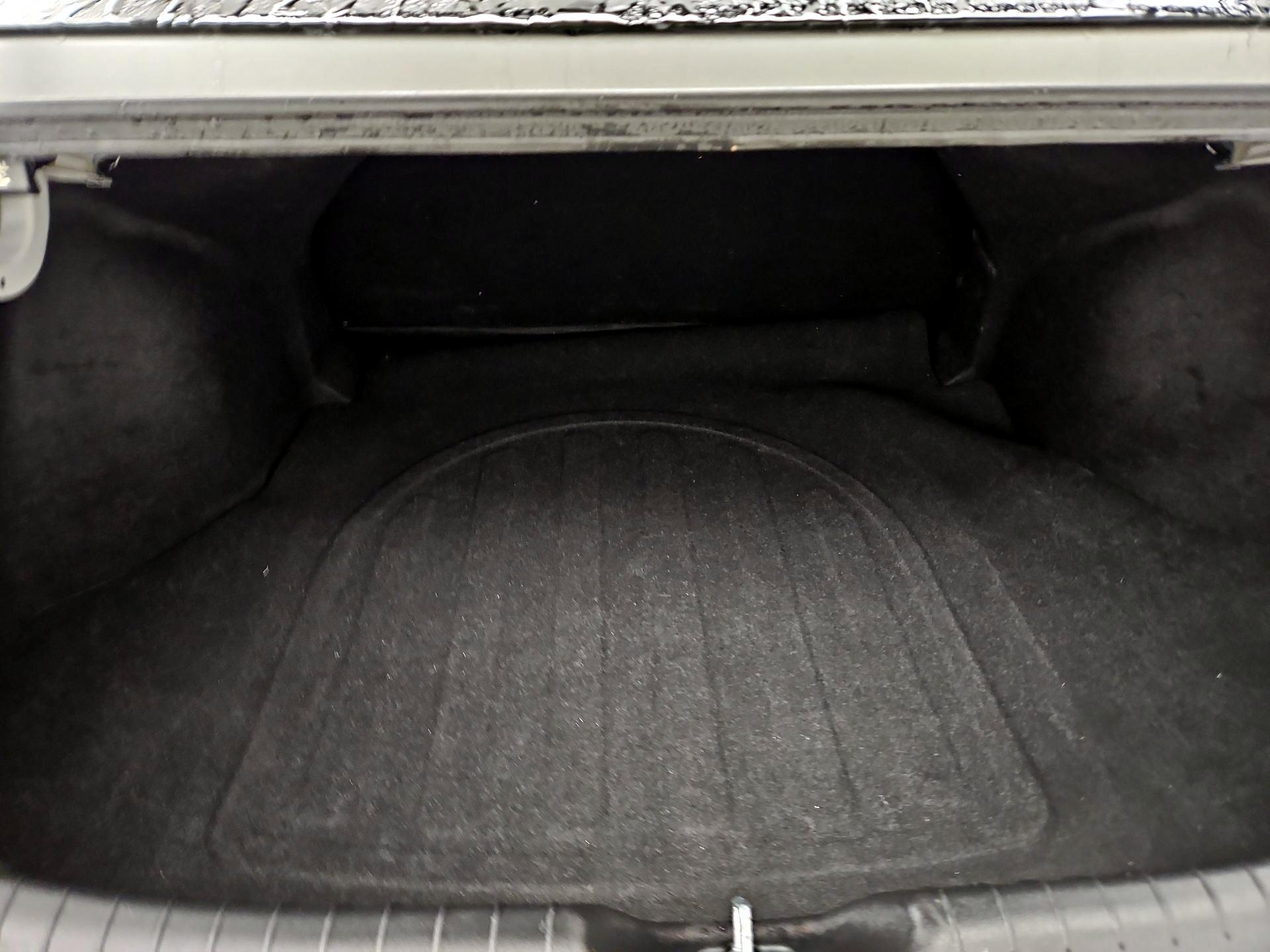 Thumbnail: 2023 Hyundai Elantra - 20