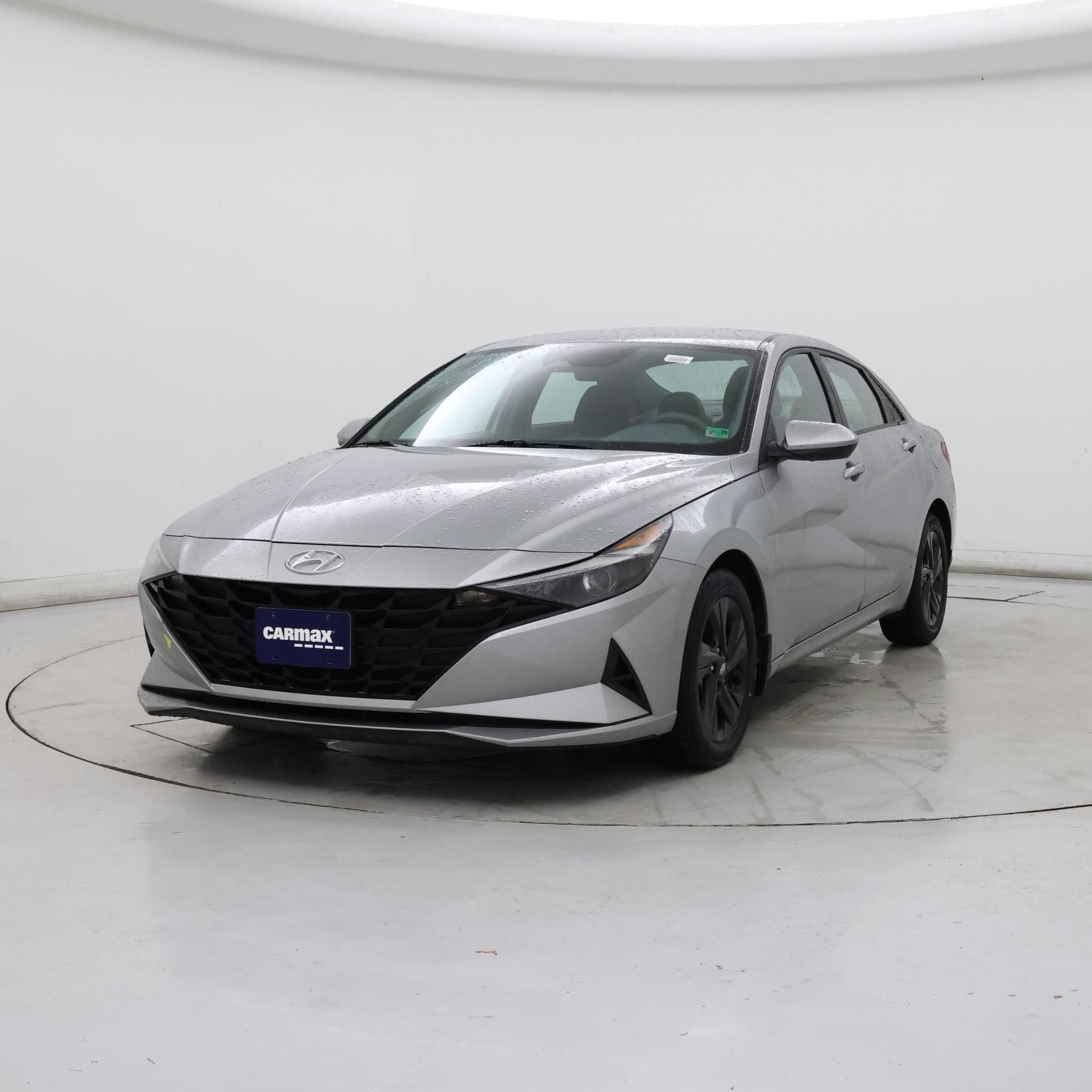 Thumbnail: 2023 Hyundai Elantra - 4