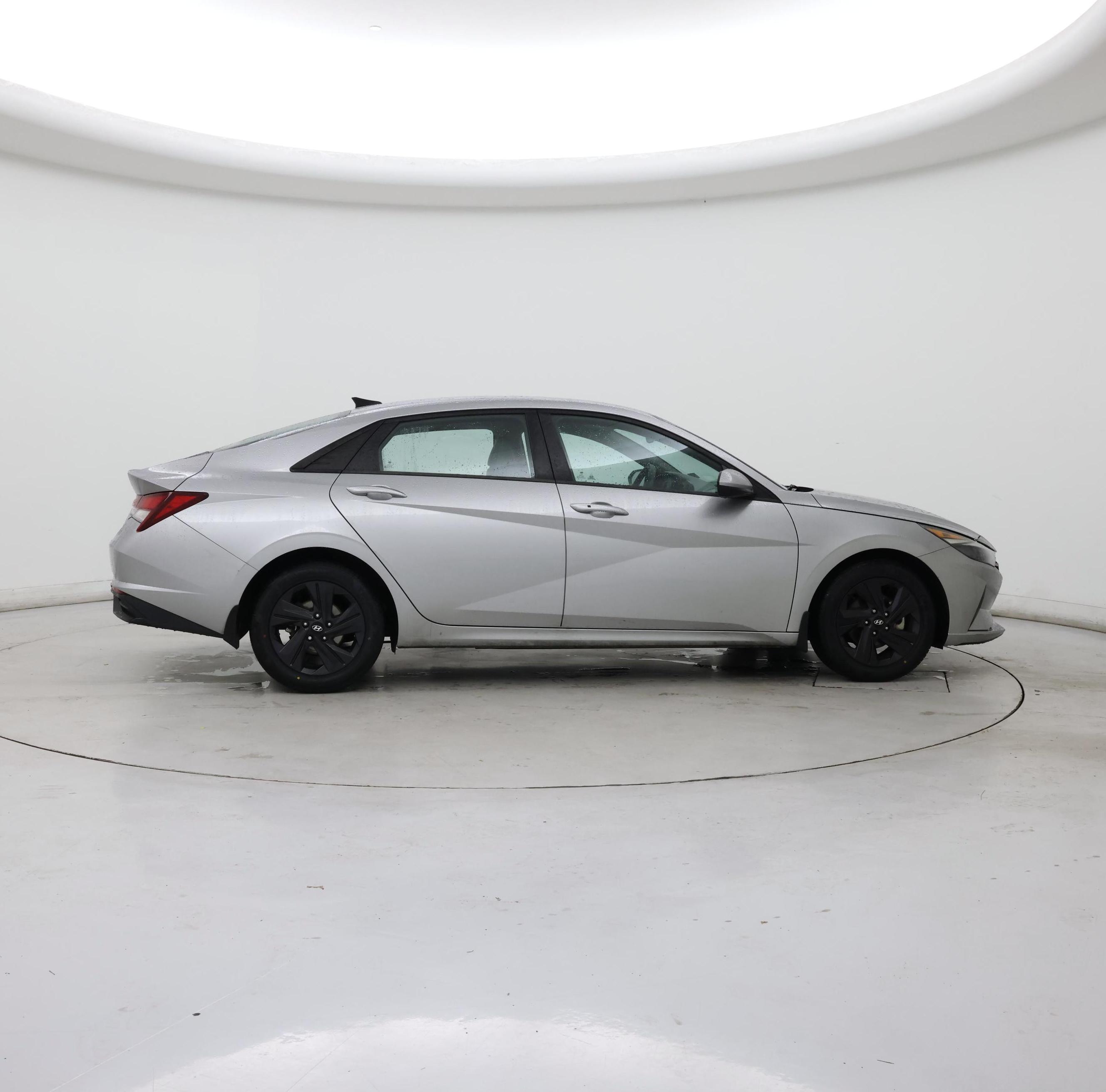 Thumbnail: 2023 Hyundai Elantra - 7