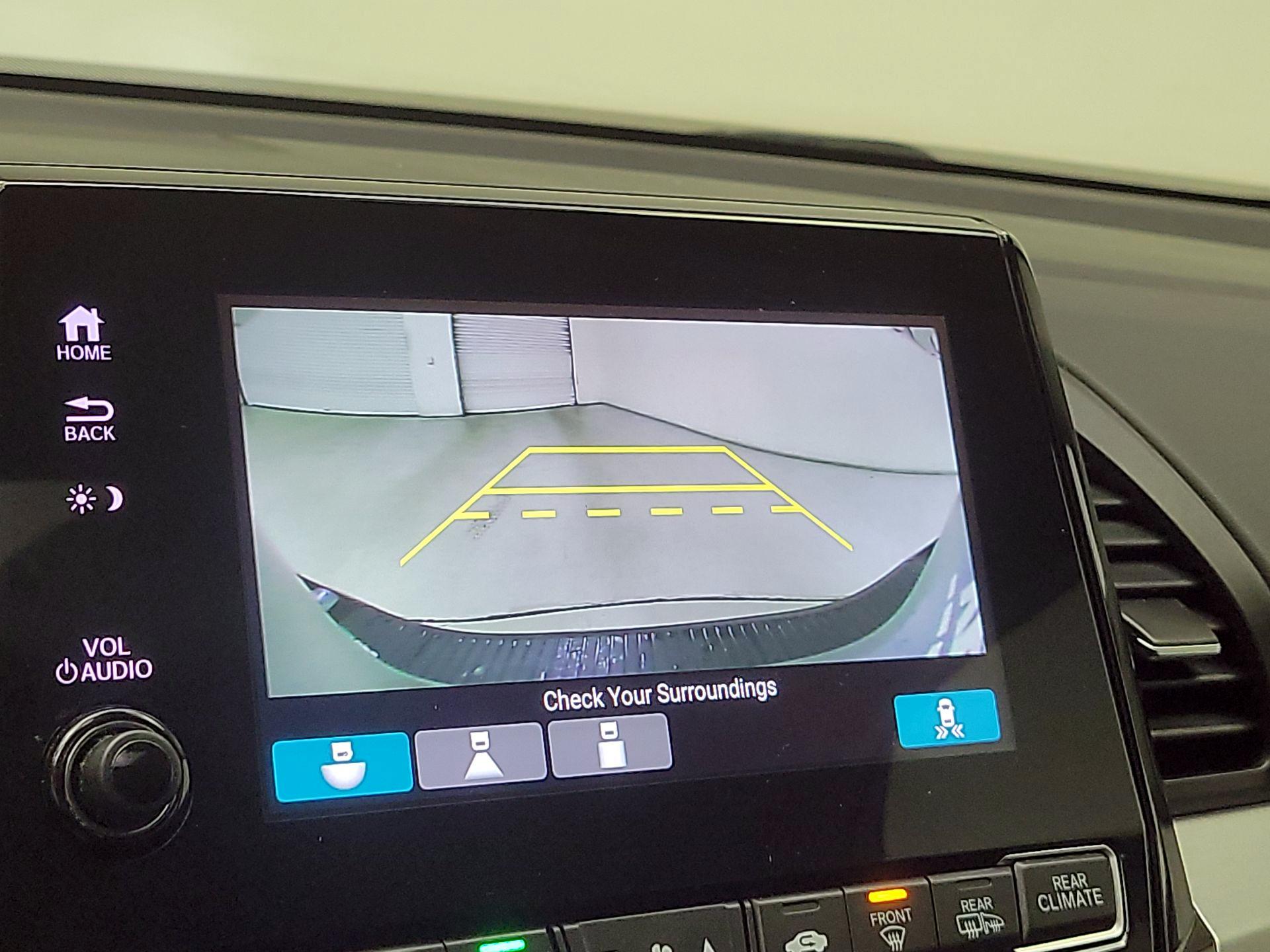 Thumbnail: 2022 Honda Odyssey - 14