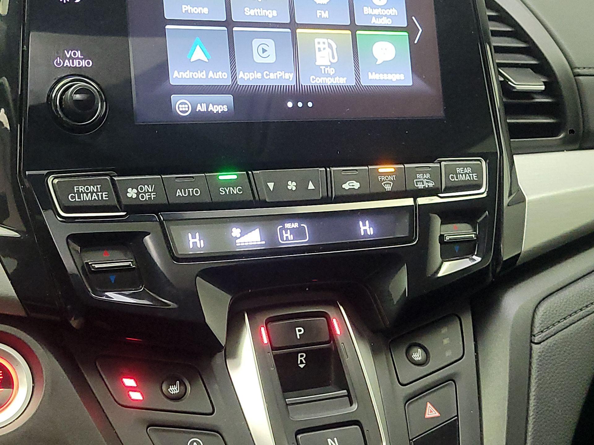 Thumbnail: 2022 Honda Odyssey - 16