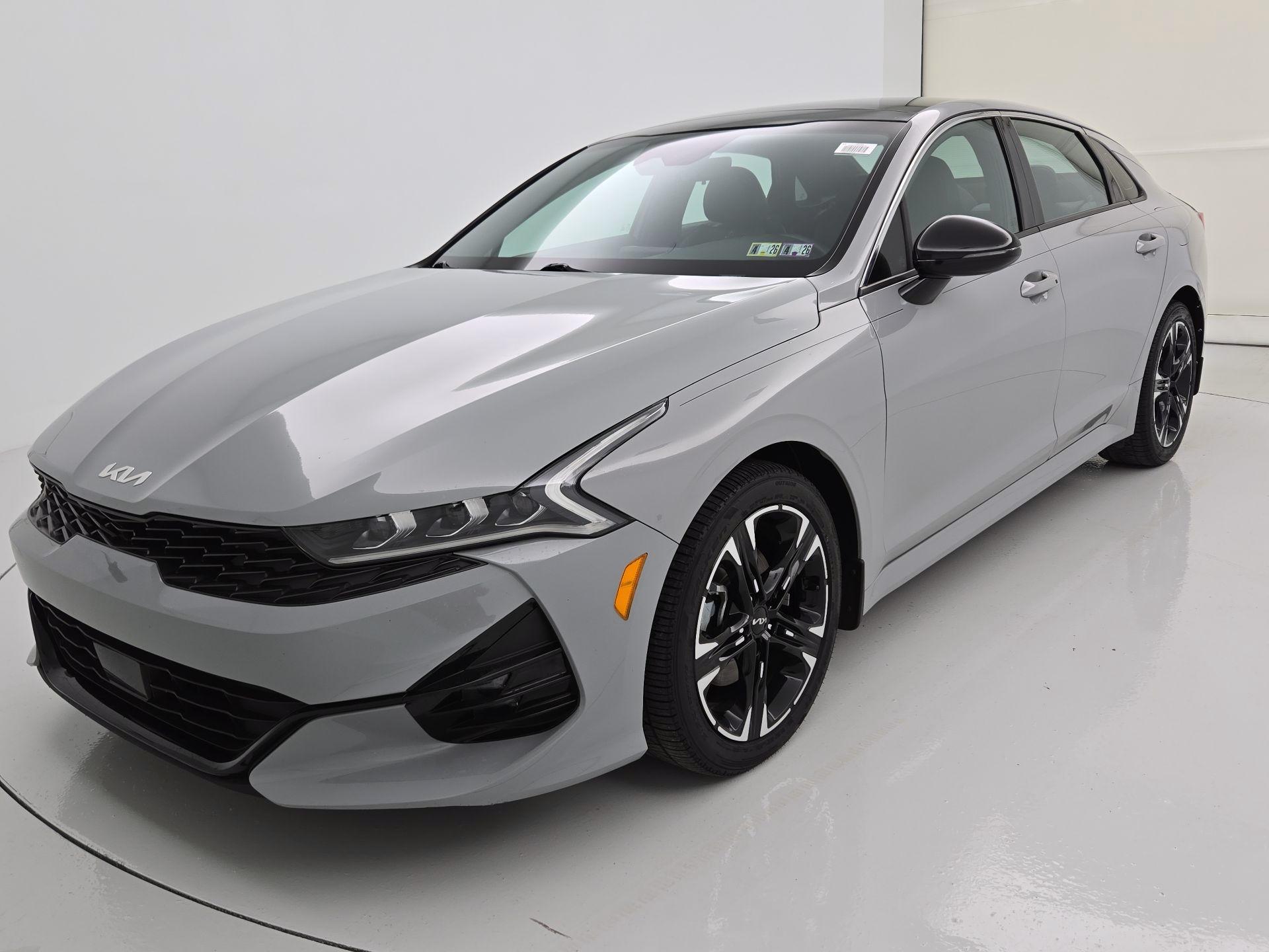 Thumbnail: 2022 Kia K5 - 3