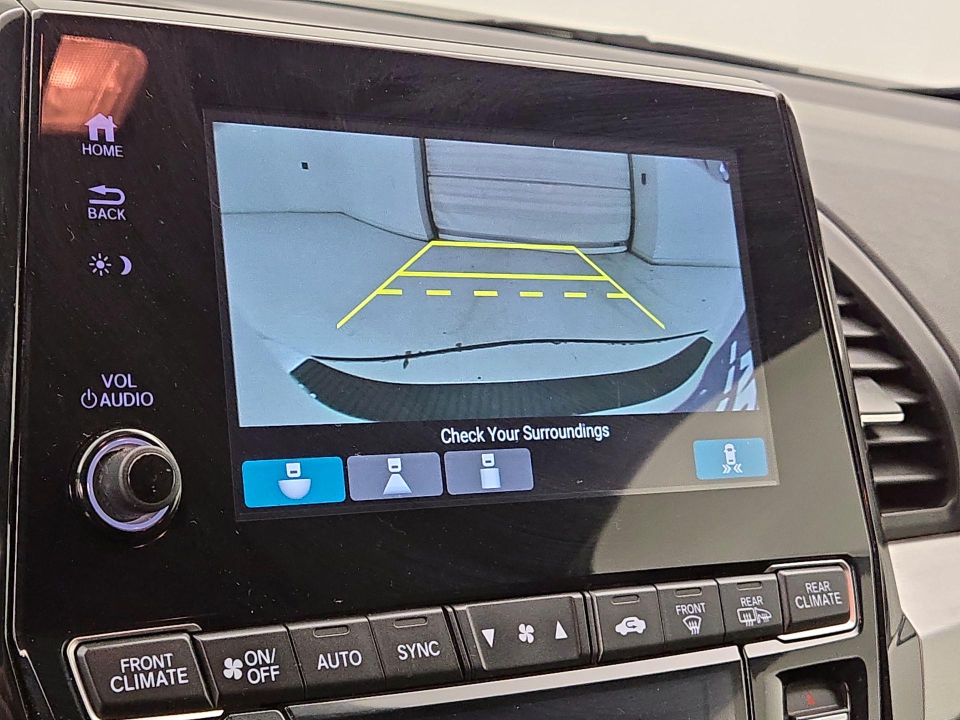 Thumbnail: 2023 Honda Odyssey - 14