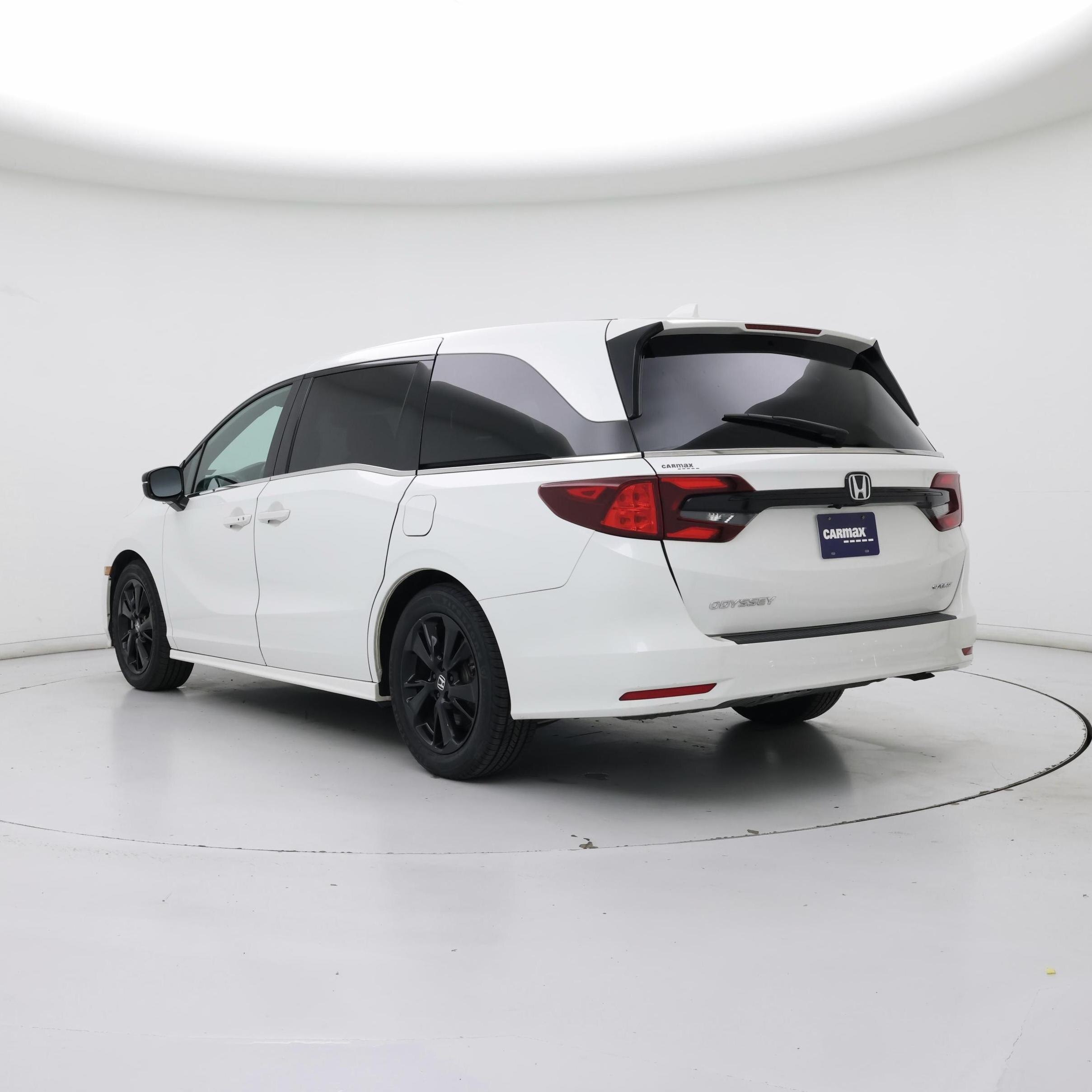 Thumbnail: 2023 Honda Odyssey - 2