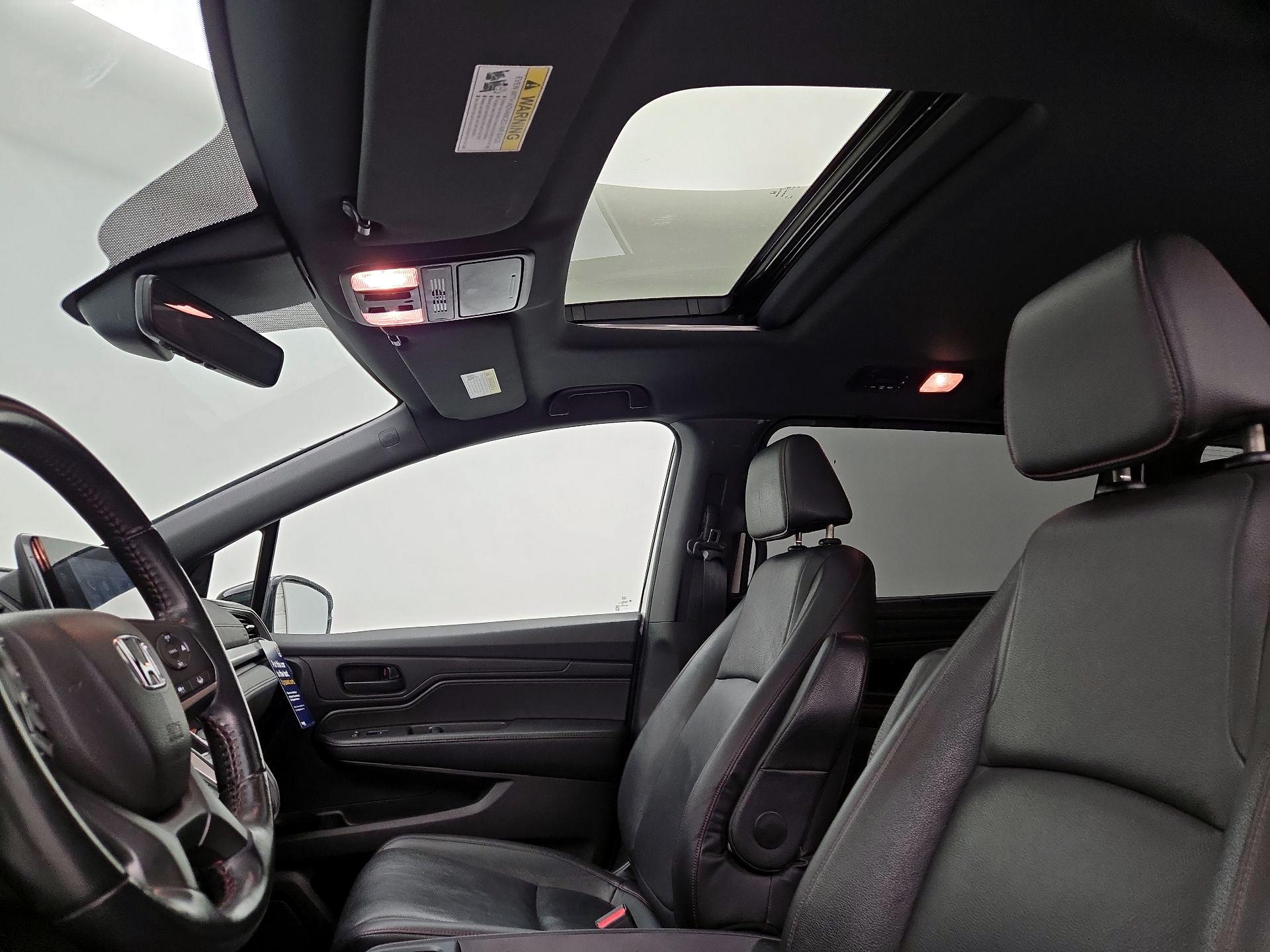 Thumbnail: 2023 Honda Odyssey - 19