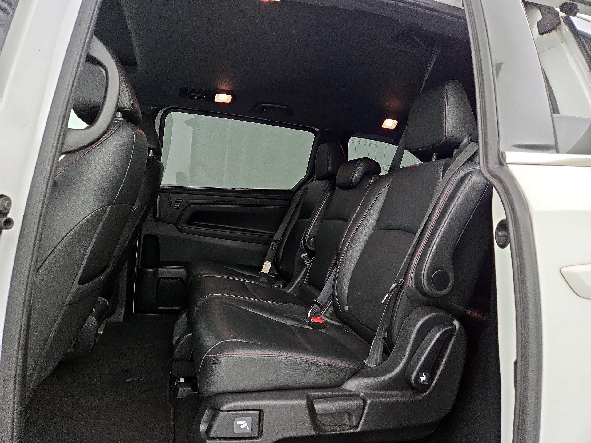 Thumbnail: 2023 Honda Odyssey - 20