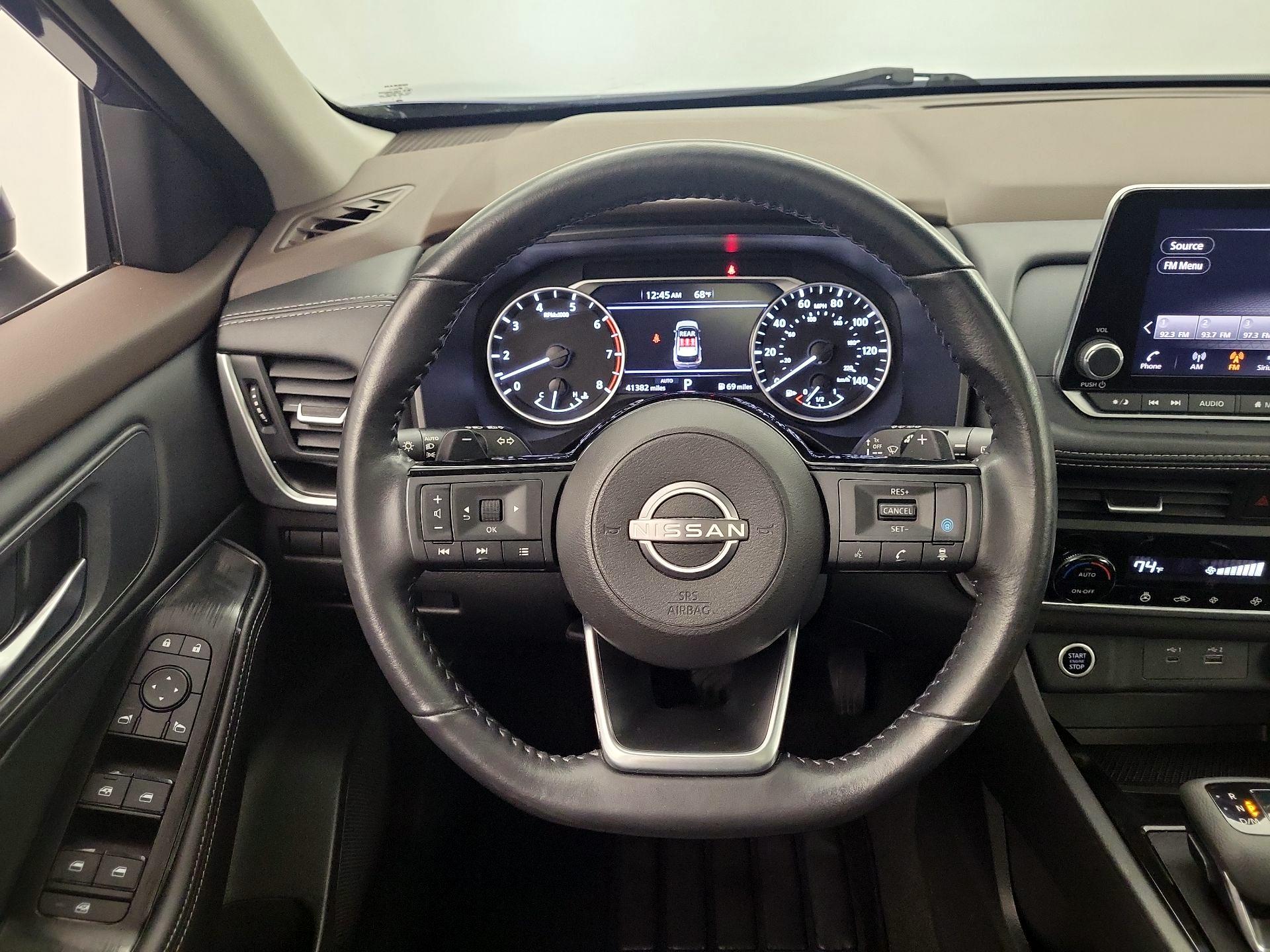 Thumbnail: 2023 Nissan Rogue - 10