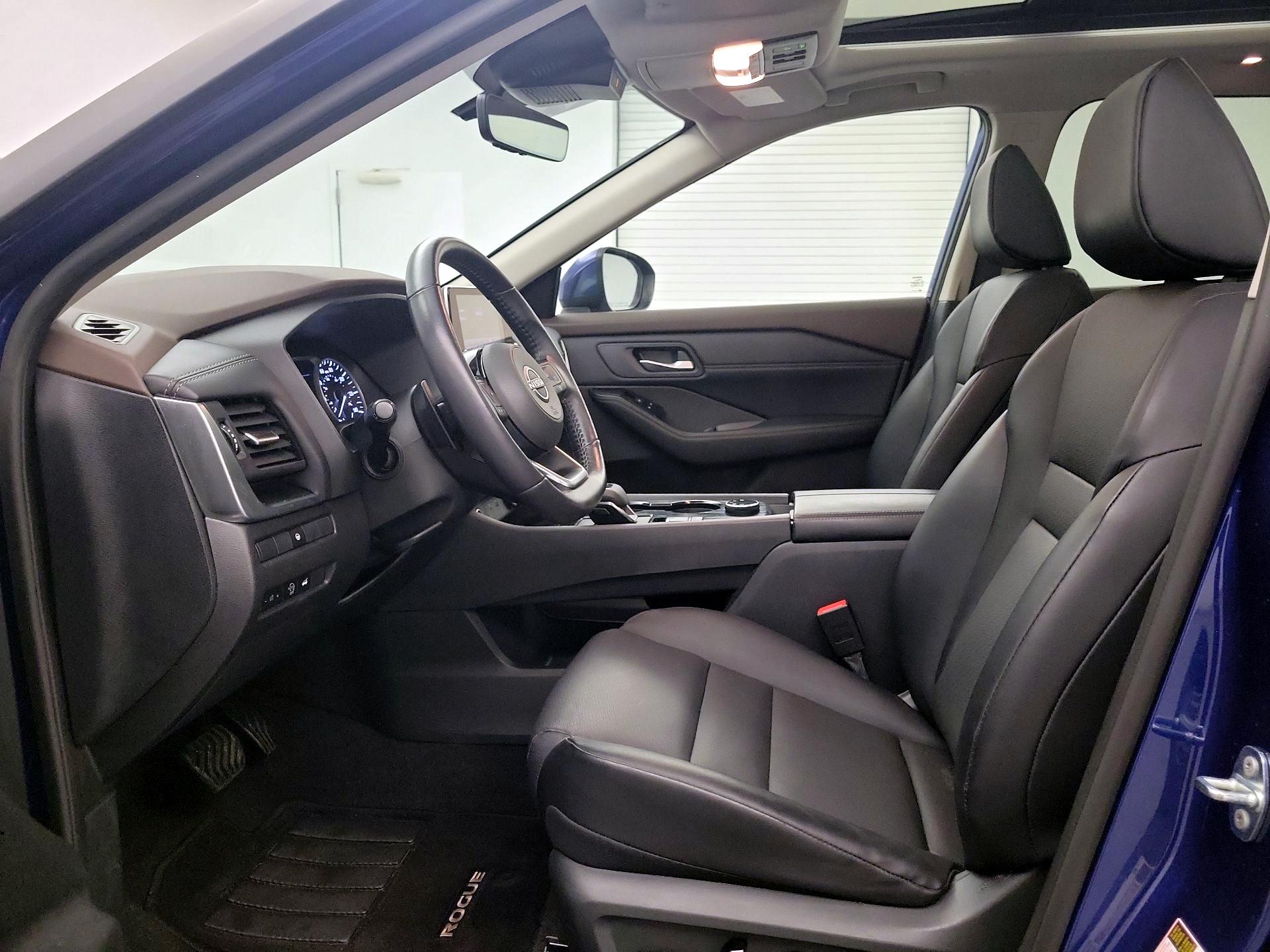 Thumbnail: 2023 Nissan Rogue - 11