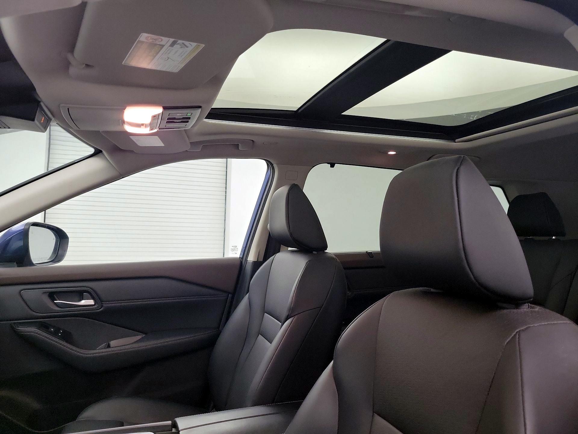 Thumbnail: 2023 Nissan Rogue - 19