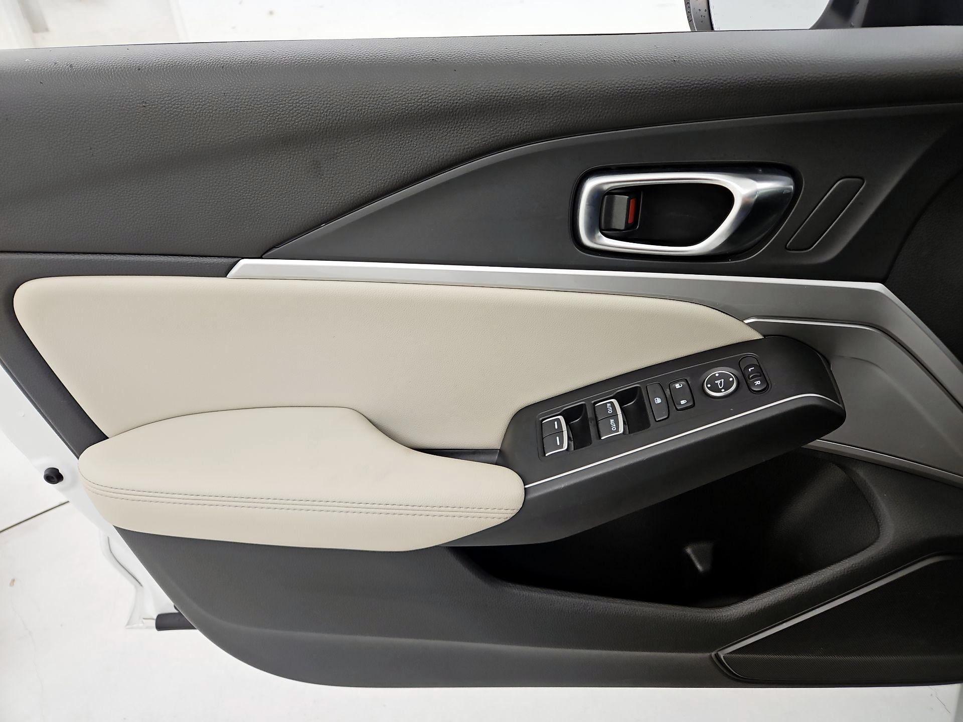 Thumbnail: 2023 Acura Integra - 12