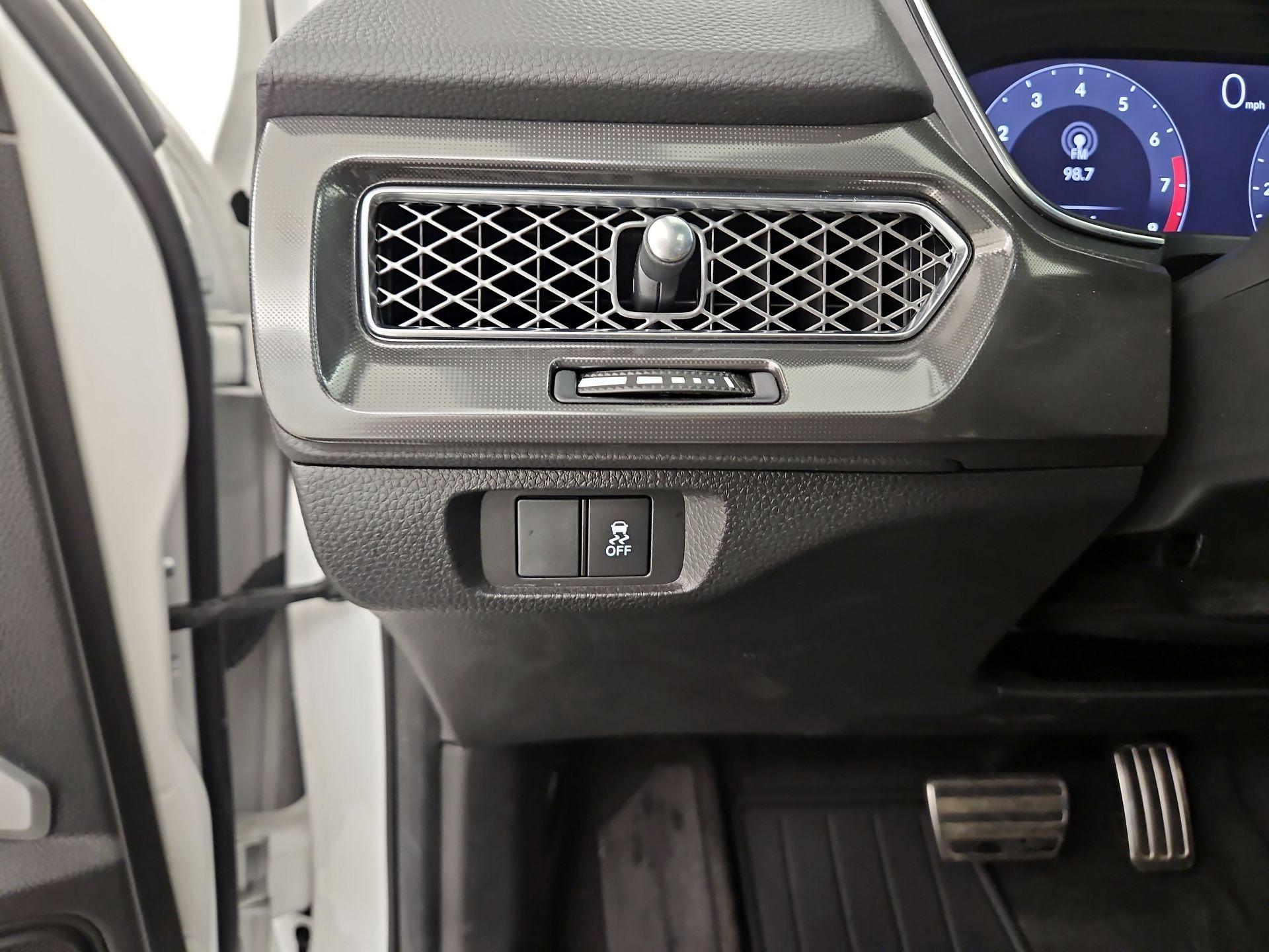 Thumbnail: 2023 Acura Integra - 13