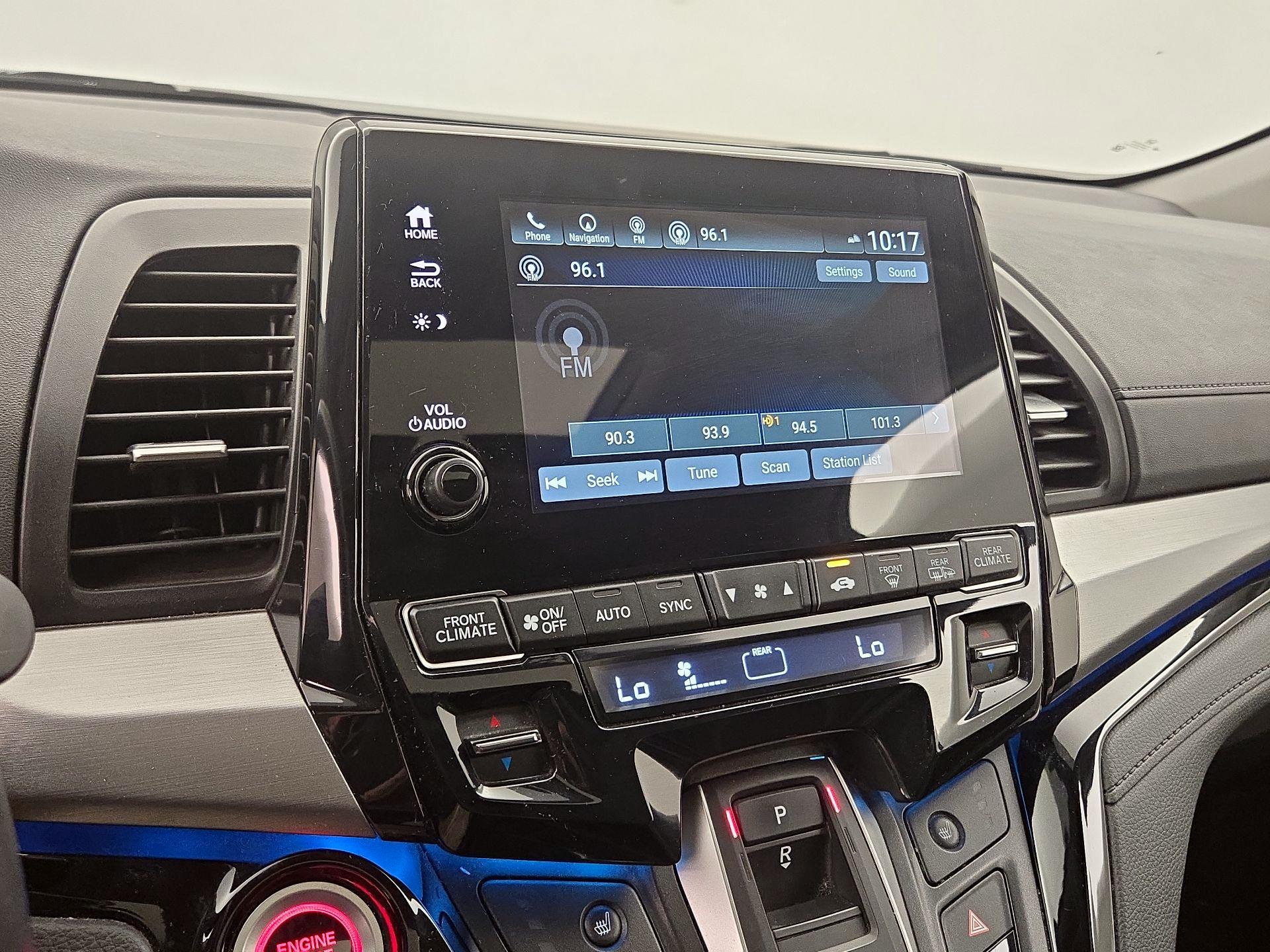 Thumbnail: 2023 Honda Odyssey - 16