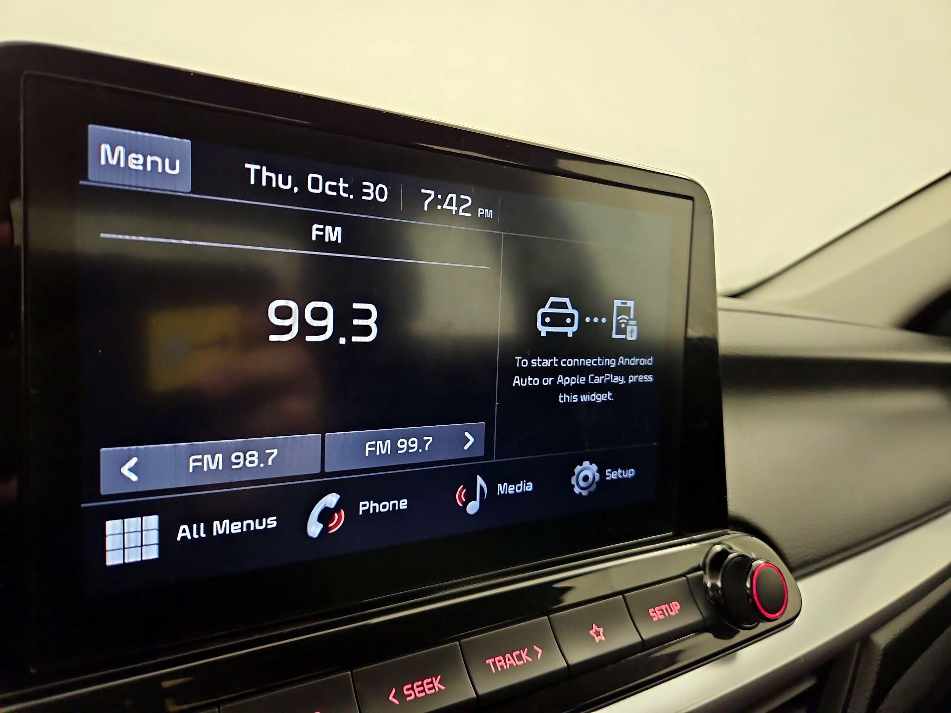 Thumbnail: 2023 Kia Forte - 15