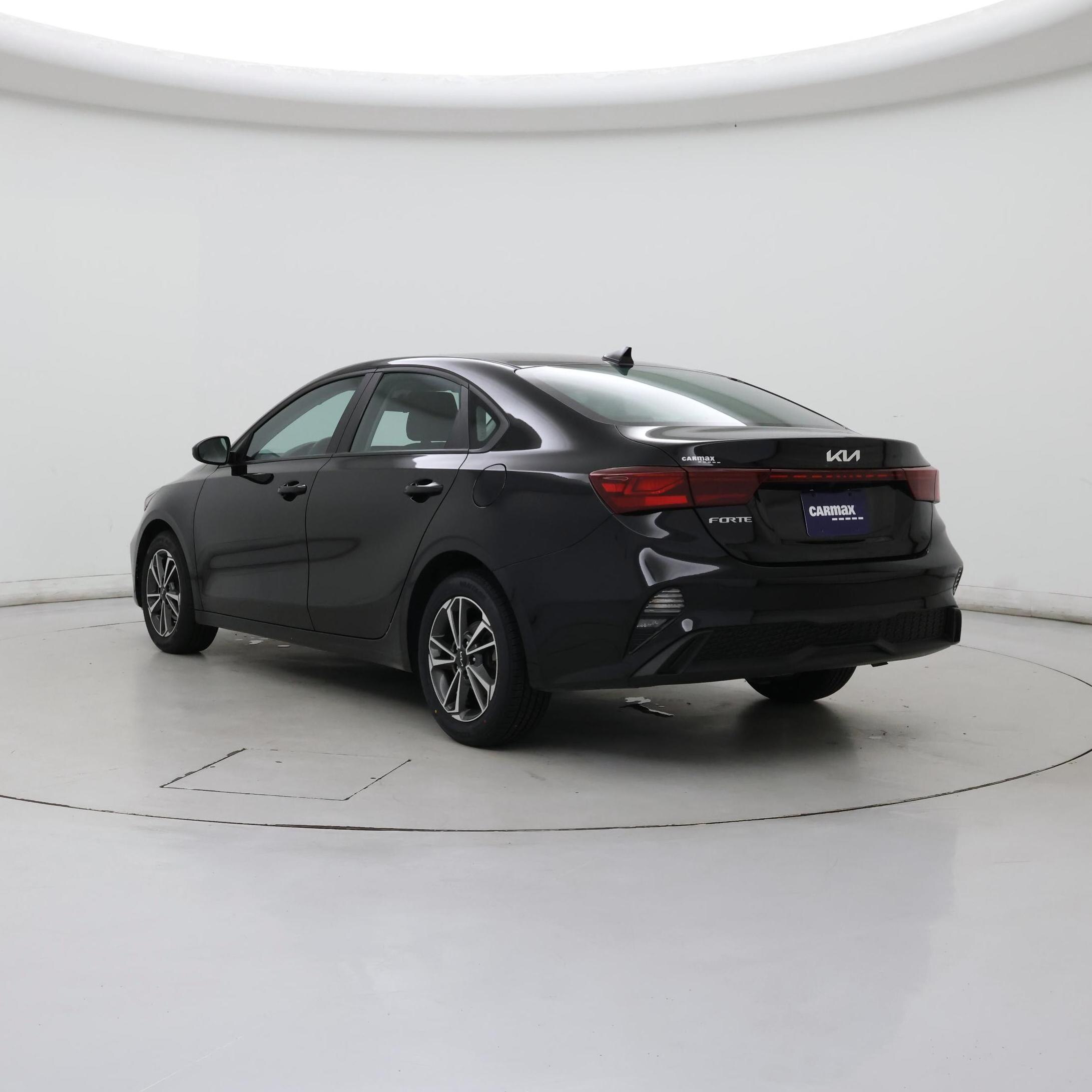 Thumbnail: 2023 Kia Forte - 2