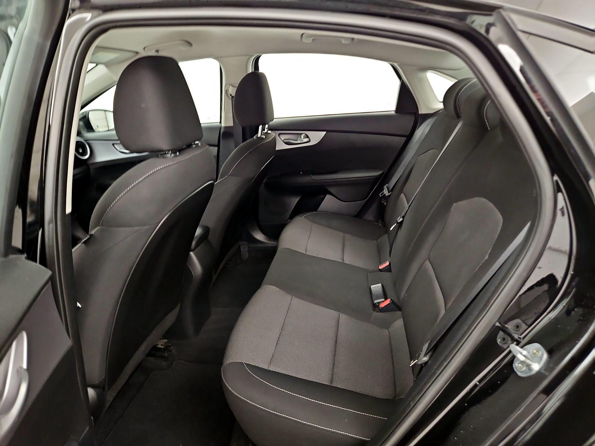 Thumbnail: 2023 Kia Forte - 19