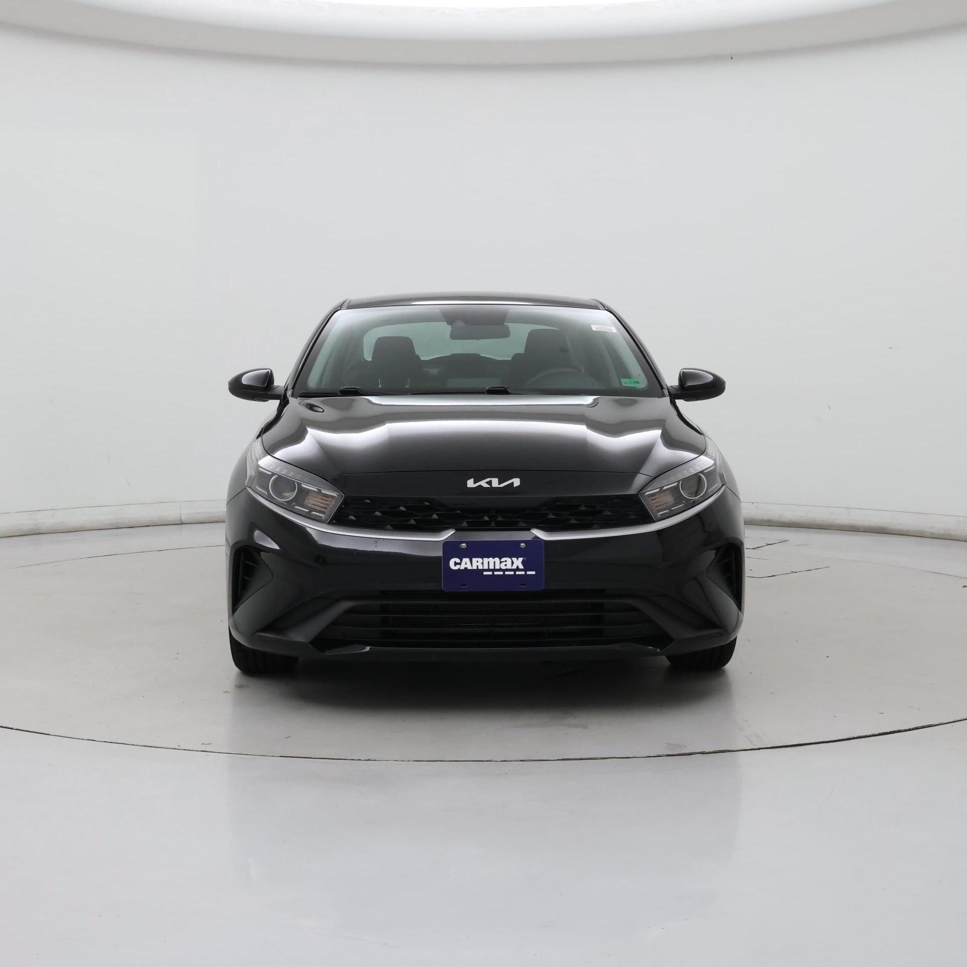 Thumbnail: 2023 Kia Forte - 5