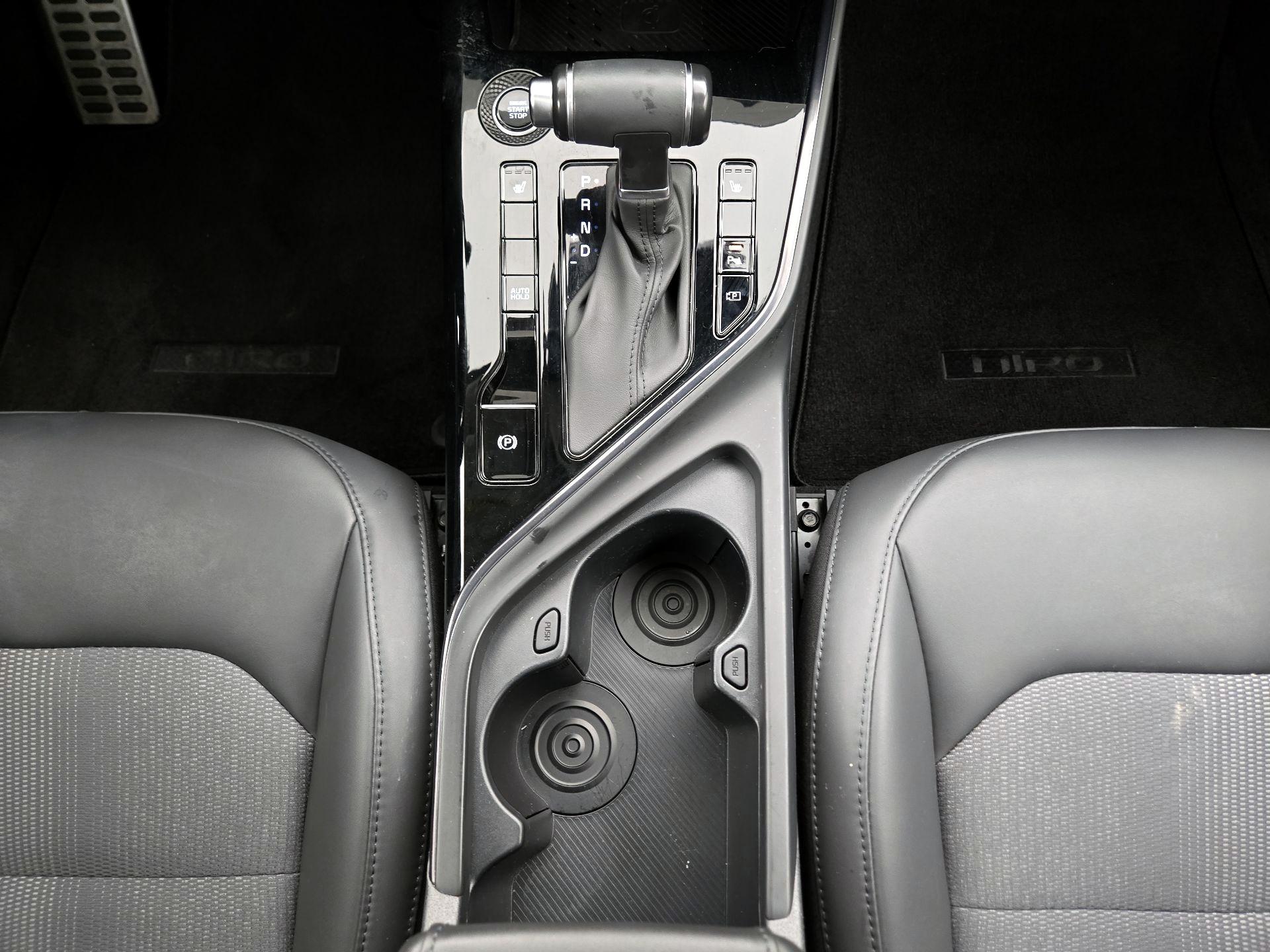 Thumbnail: 2023 Kia Niro - 18