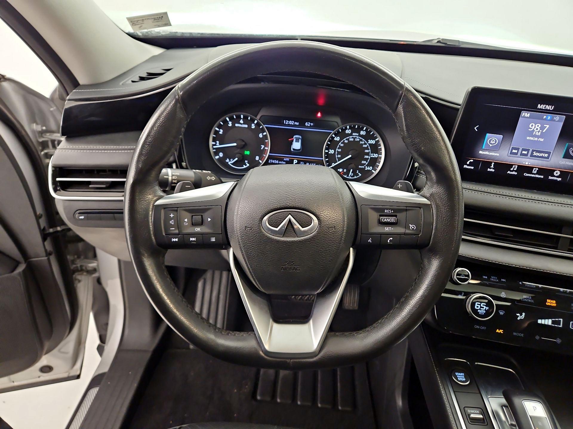 Thumbnail: 2023 INFINITI QX60 - 10