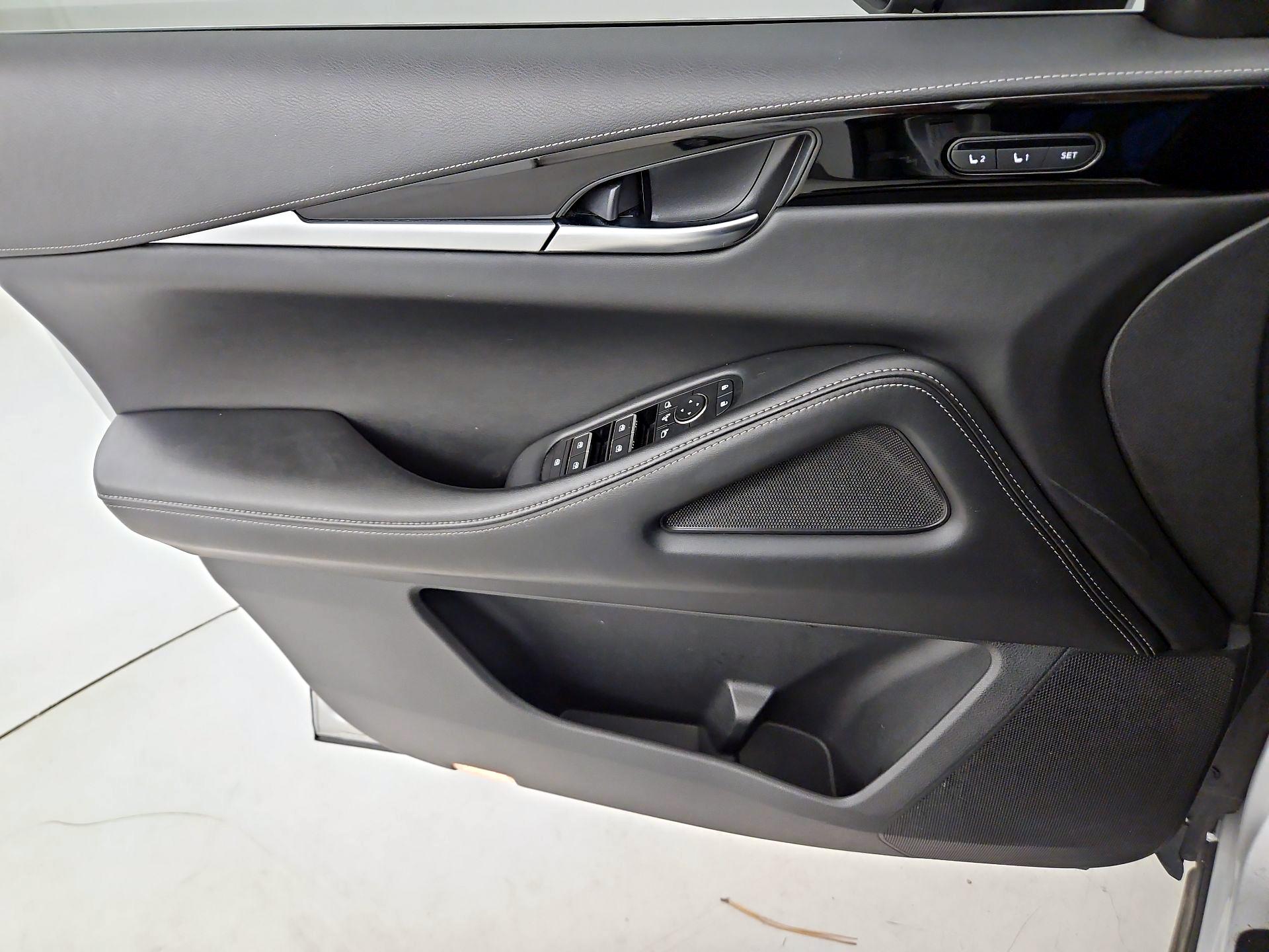 Thumbnail: 2023 INFINITI QX60 - 12