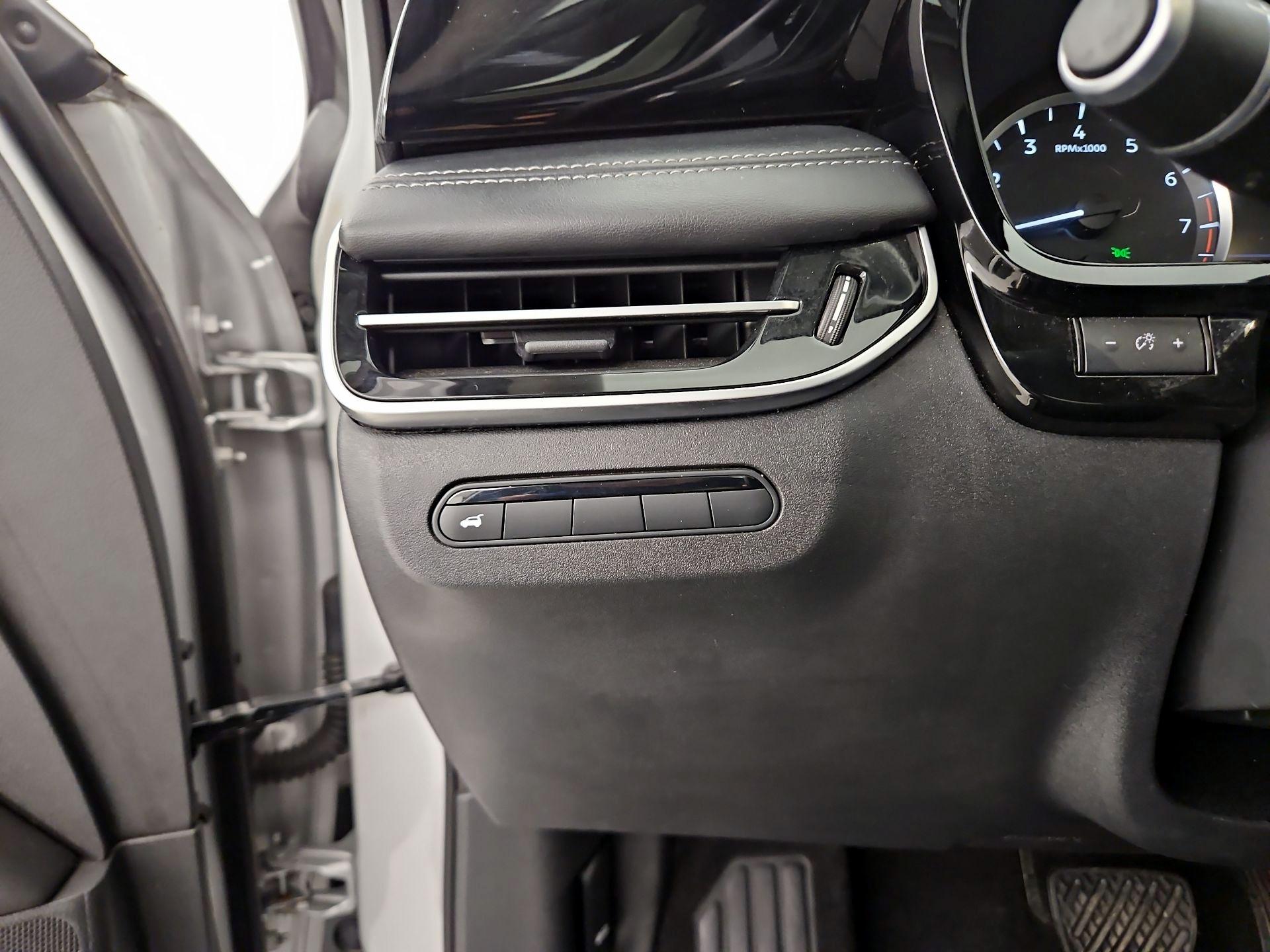 Thumbnail: 2023 INFINITI QX60 - 13