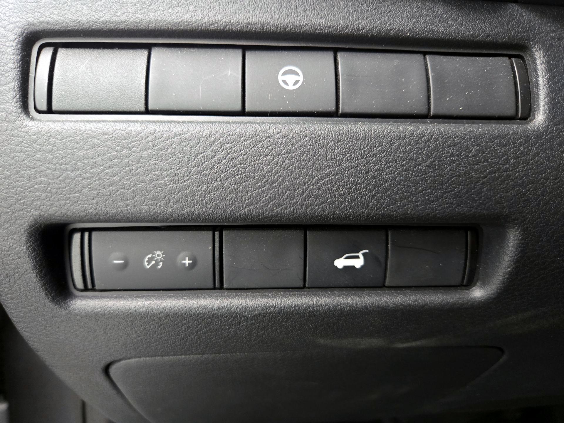 Thumbnail: 2023 Nissan Rogue - 13