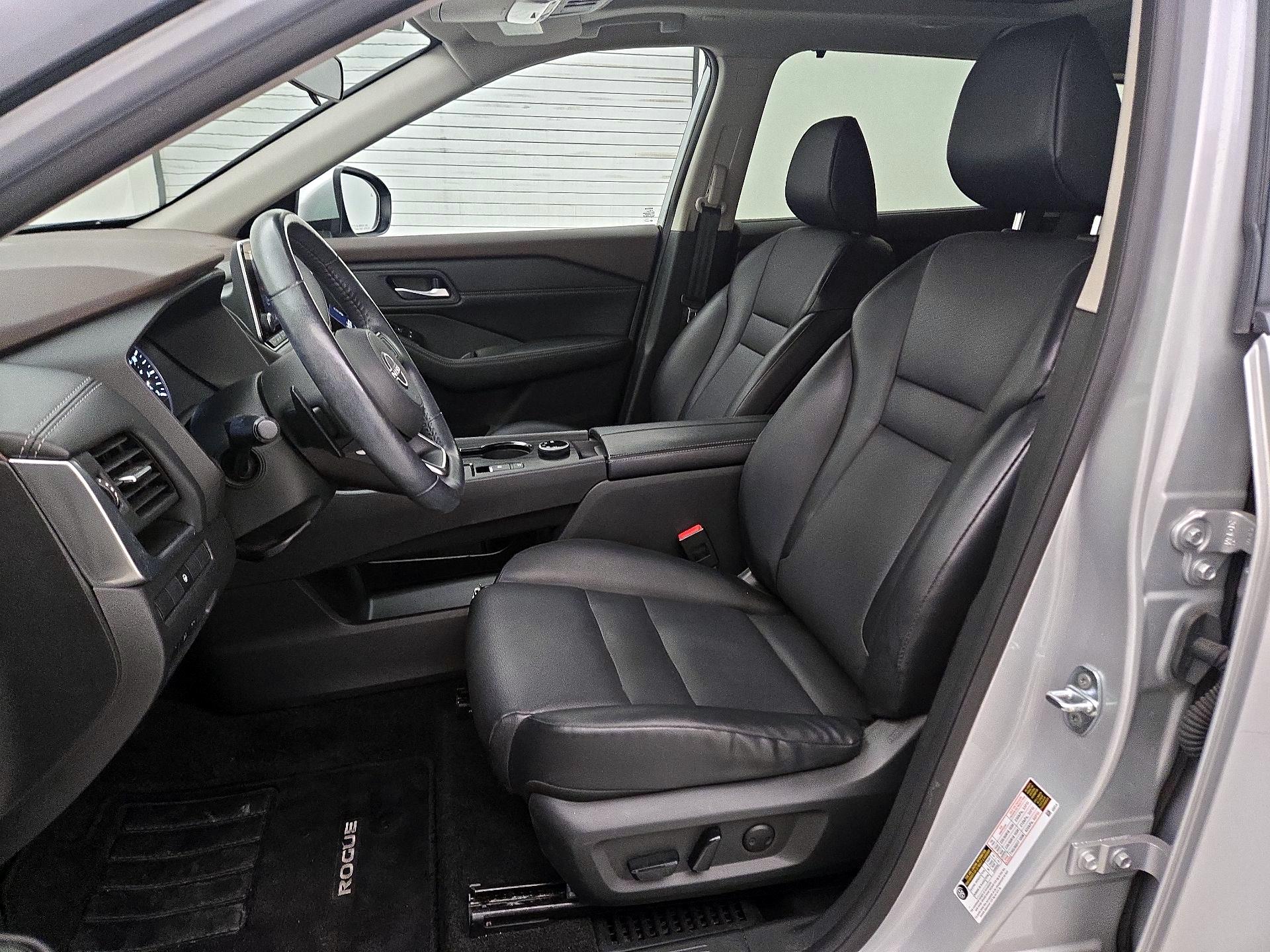 Thumbnail: 2023 Nissan Rogue - 11