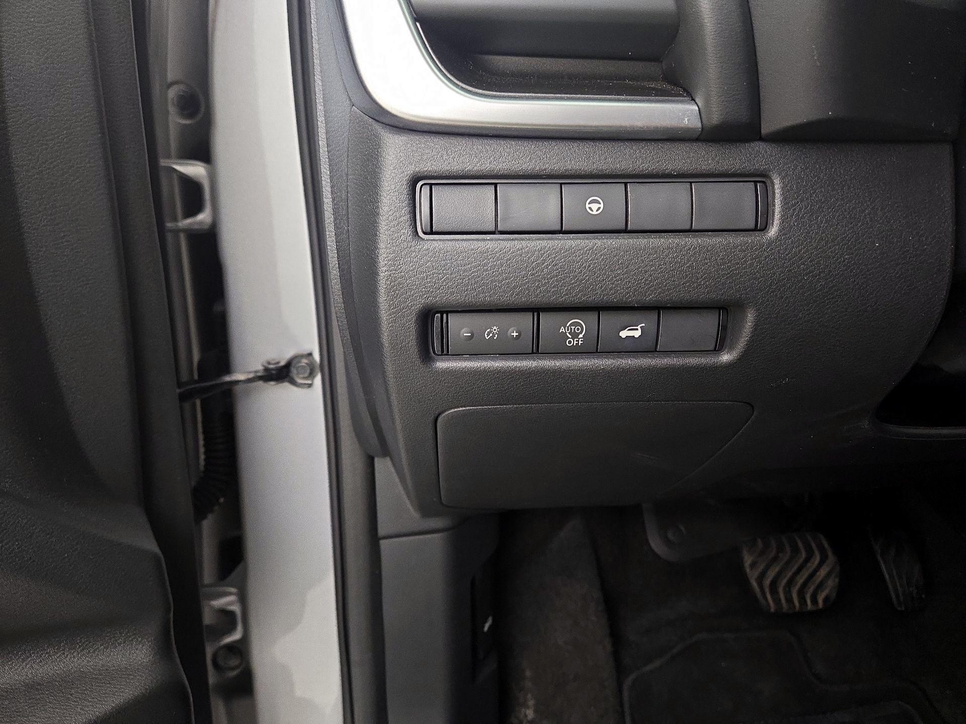 Thumbnail: 2023 Nissan Rogue - 13