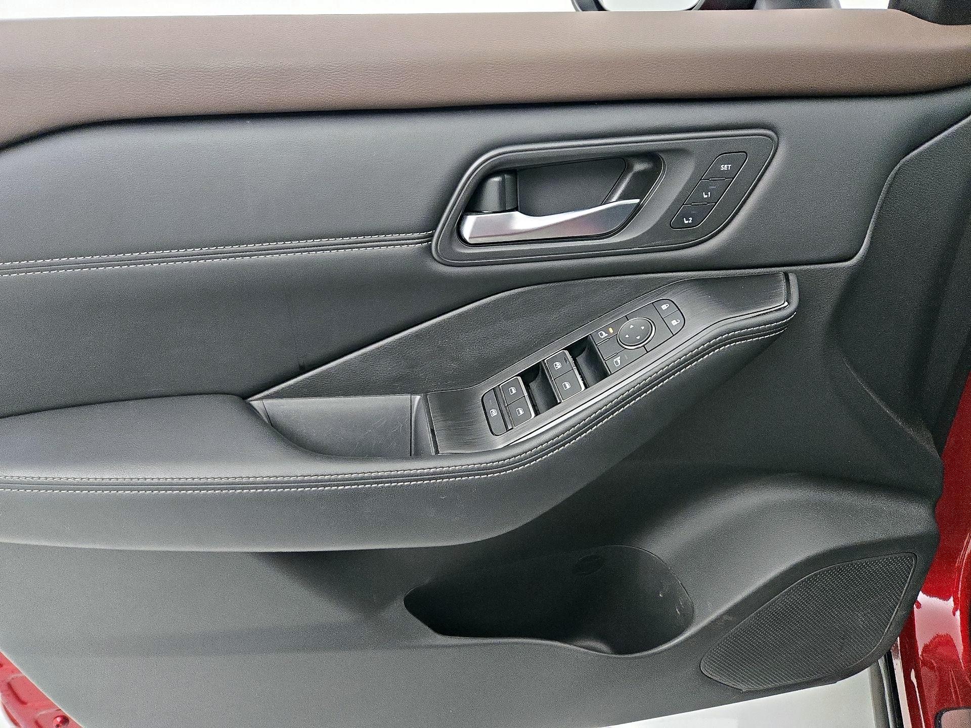 Thumbnail: 2023 Nissan Rogue - 12