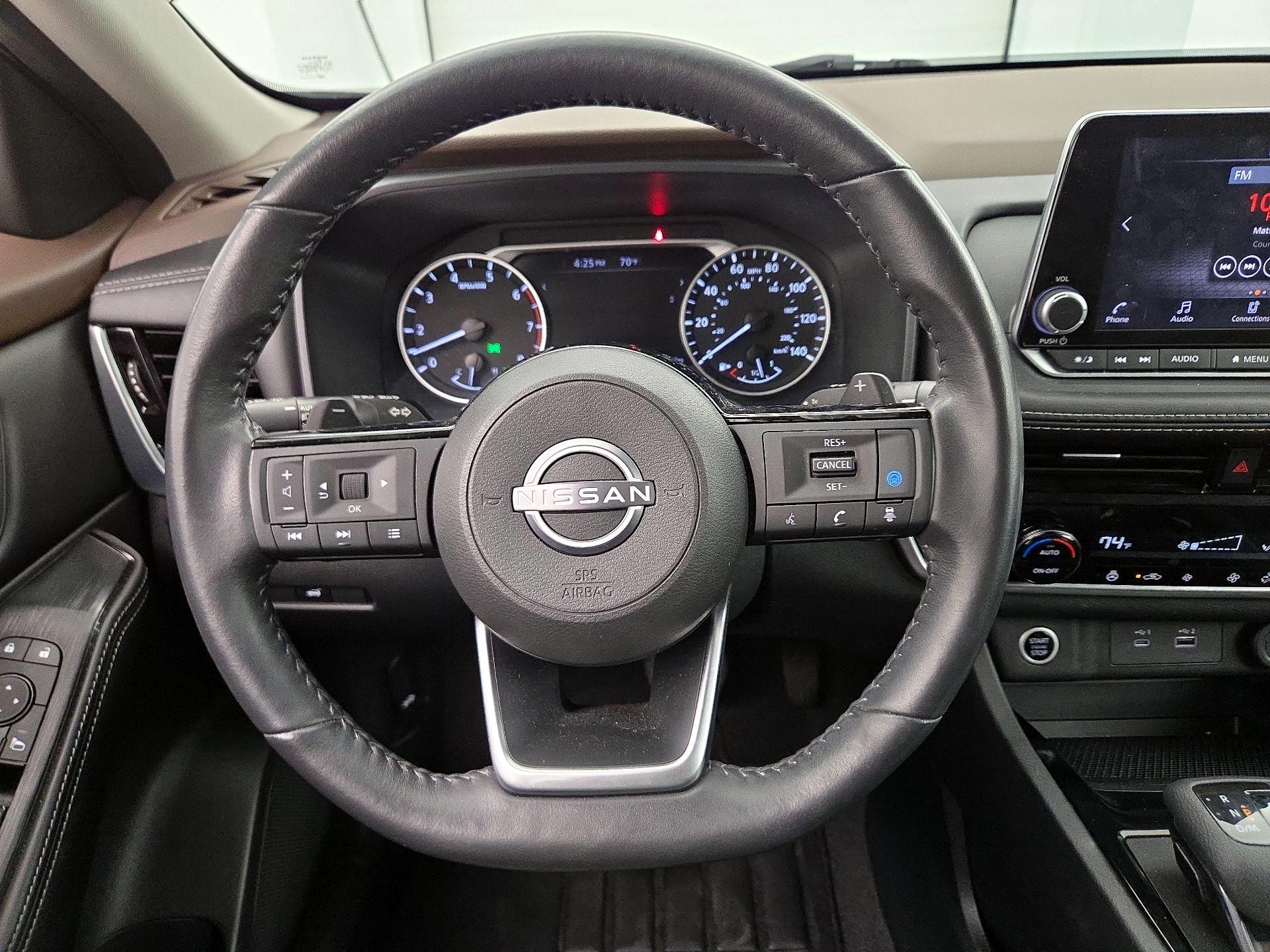 Thumbnail: 2023 Nissan Rogue - 10