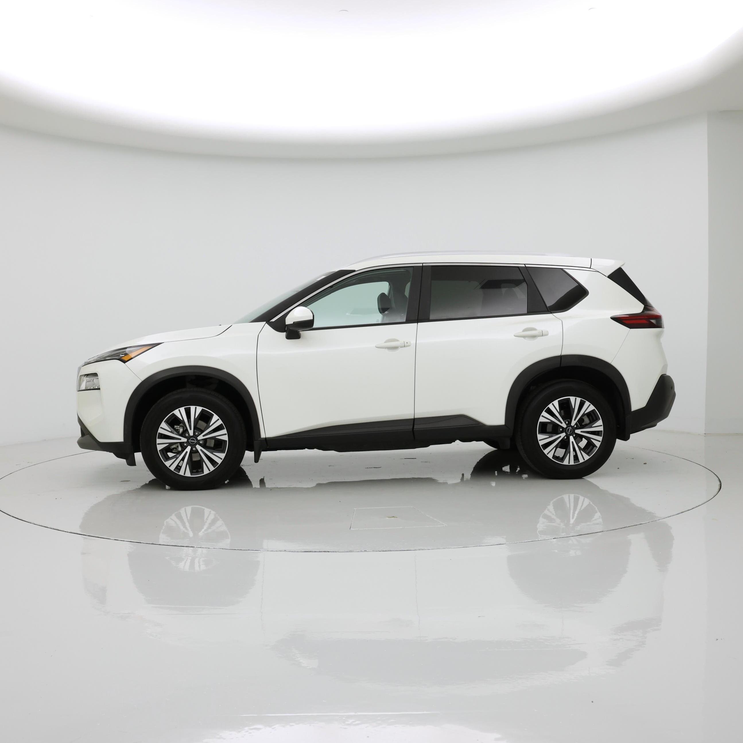 Thumbnail: 2023 Nissan Rogue - 3