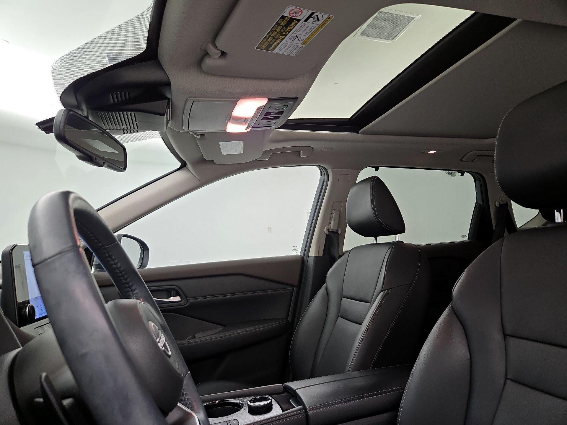 Thumbnail: 2023 Nissan Rogue - 20