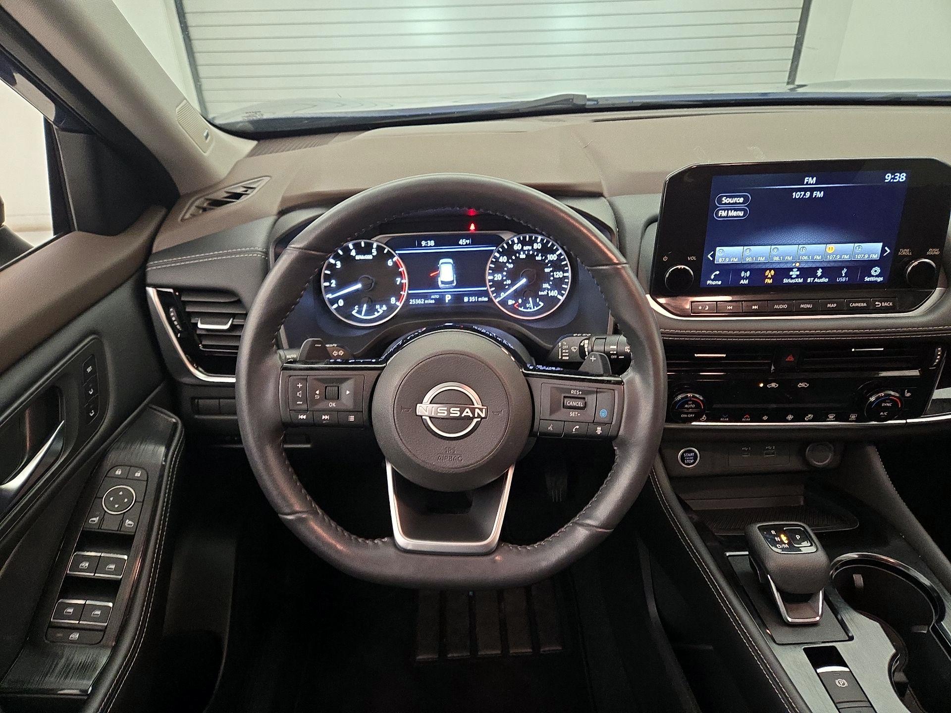 Thumbnail: 2023 Nissan Rogue - 10