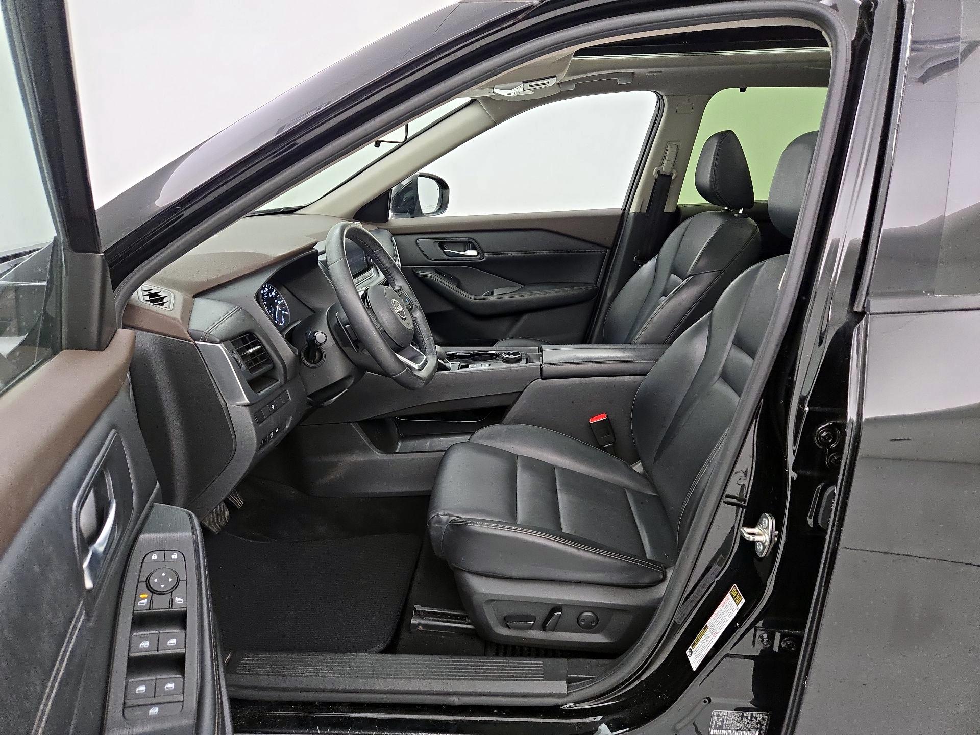 Thumbnail: 2023 Nissan Rogue - 11