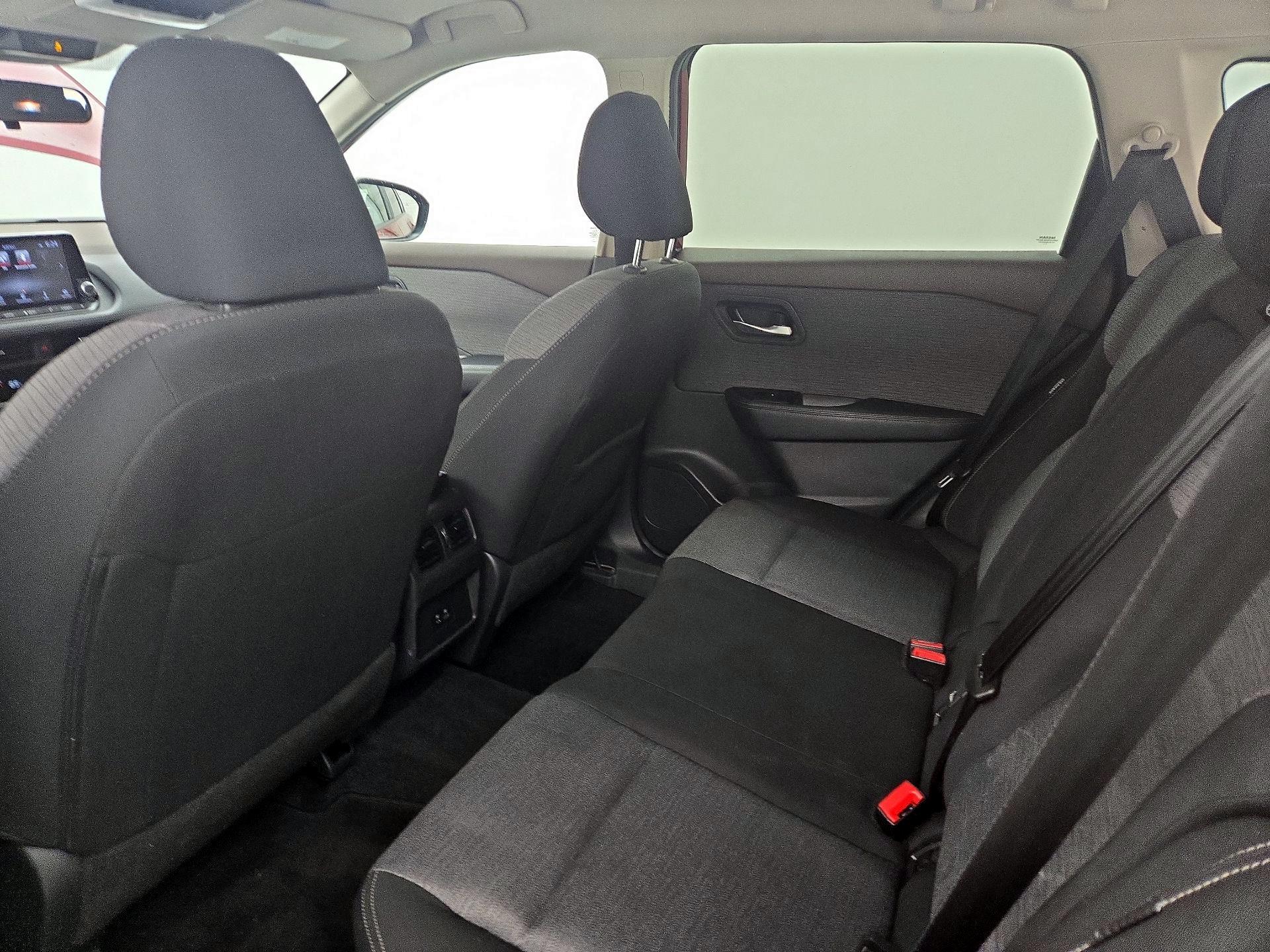 Thumbnail: 2023 Nissan Rogue - 19