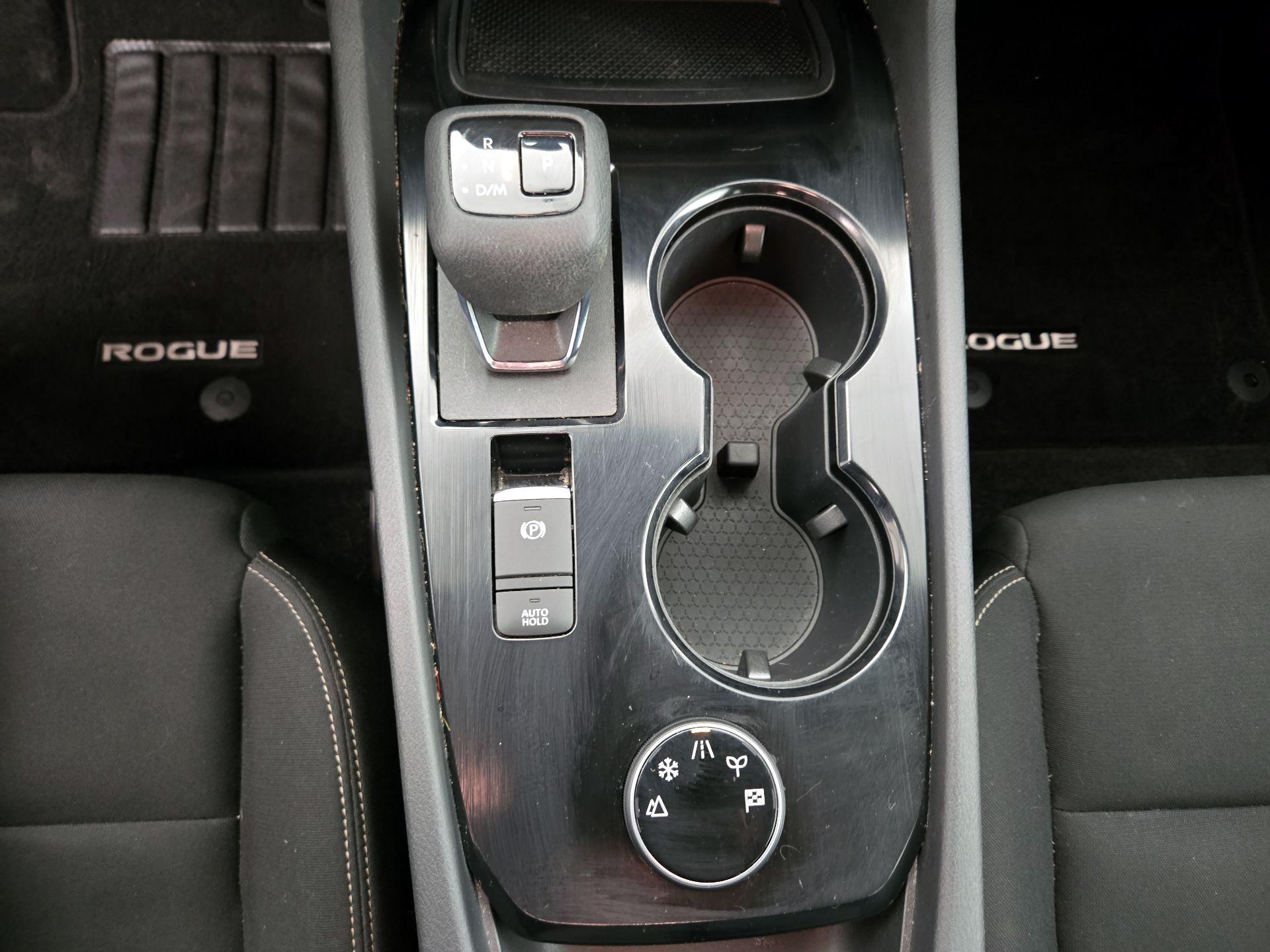 Thumbnail: 2023 Nissan Rogue - 17