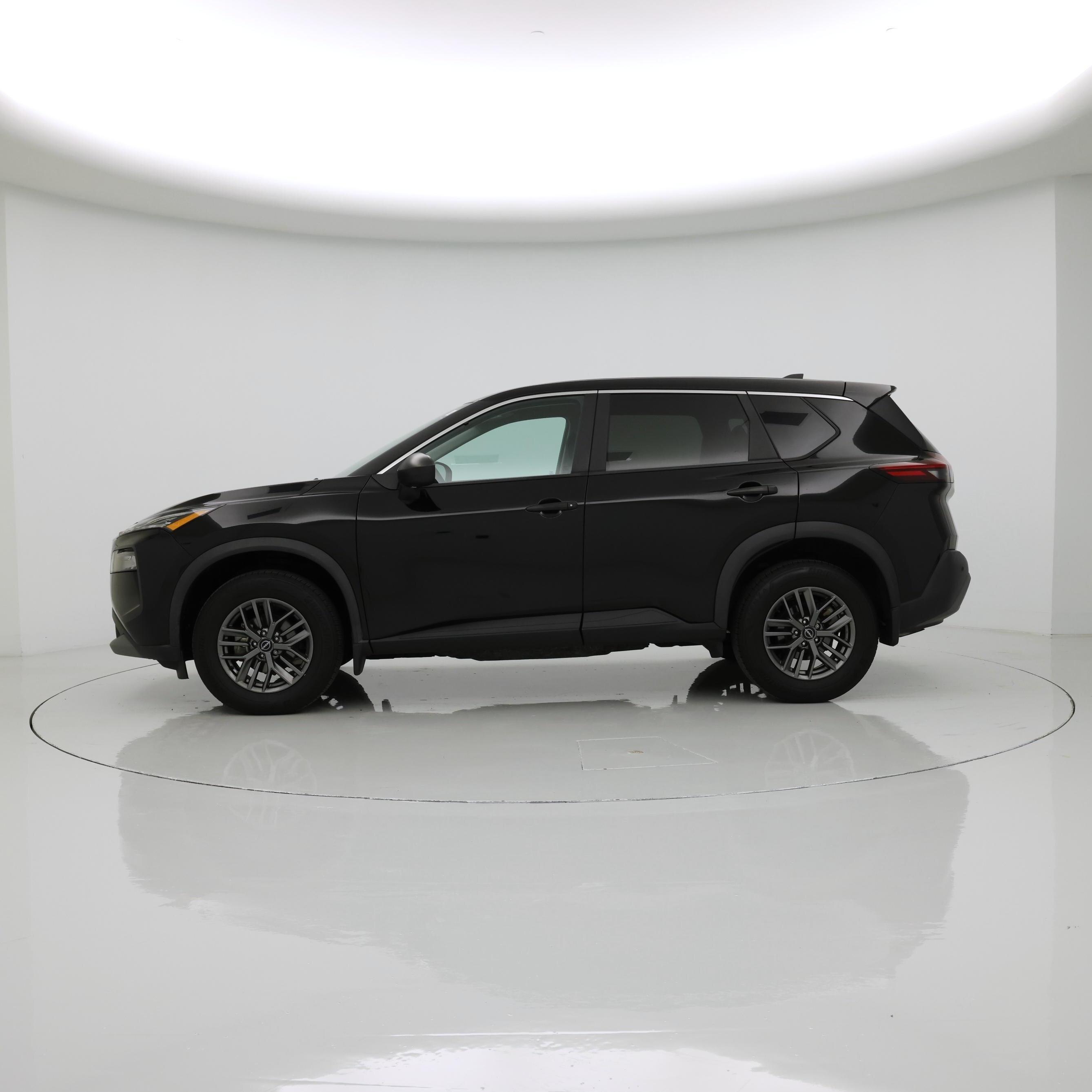 Thumbnail: 2023 Nissan Rogue - 3