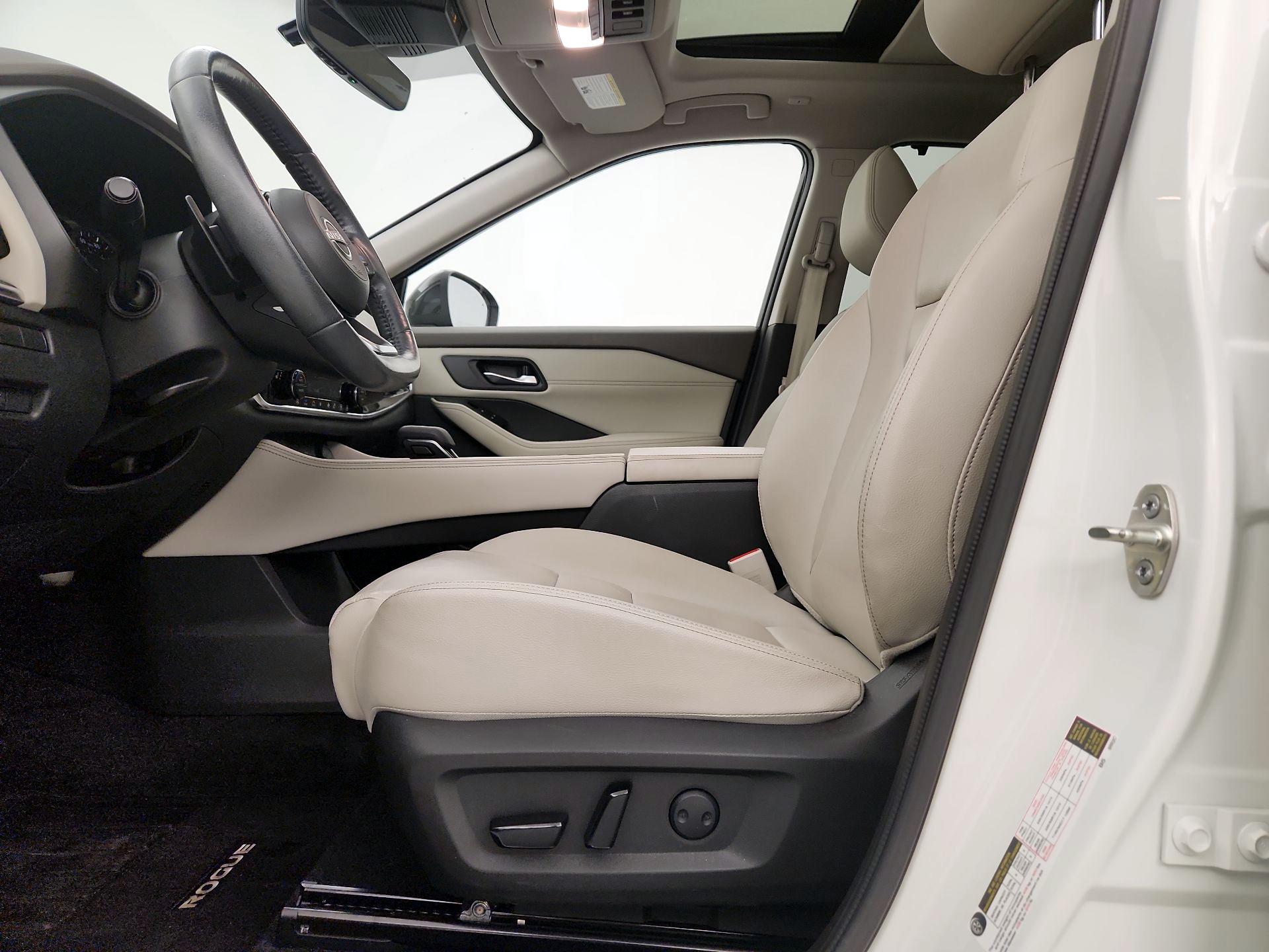 Thumbnail: 2023 Nissan Rogue - 11