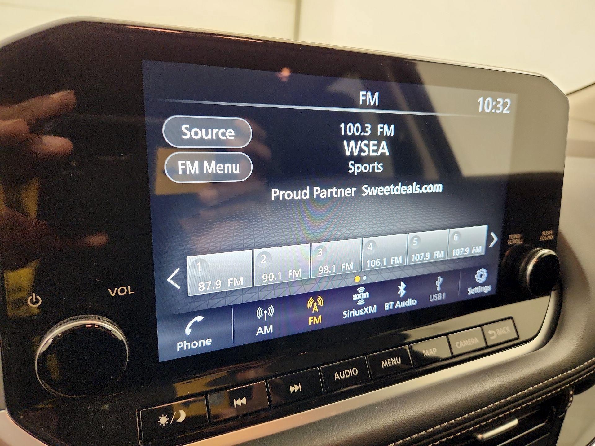 Thumbnail: 2023 Nissan Rogue - 15