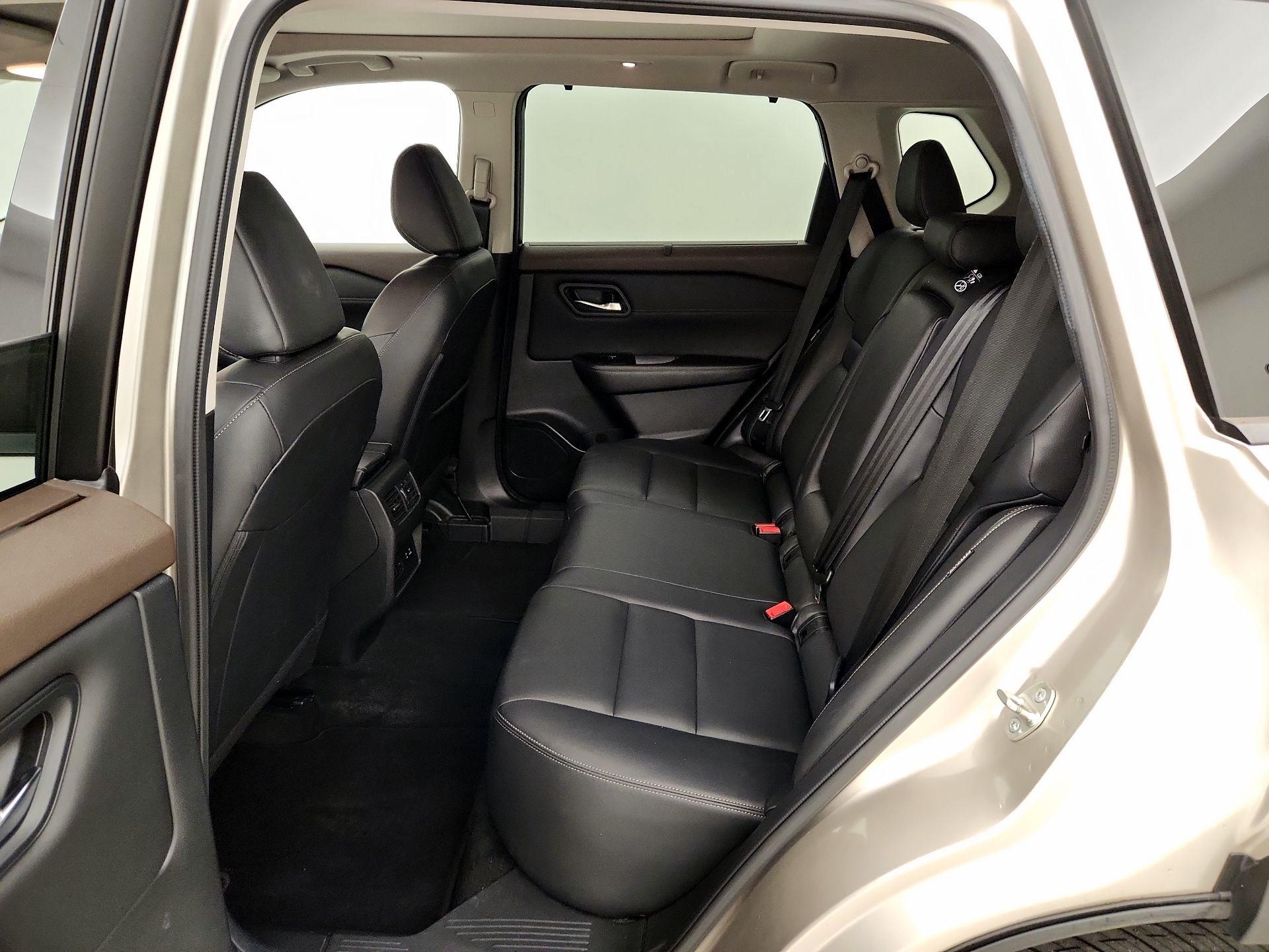 Thumbnail: 2023 Nissan Rogue - 19