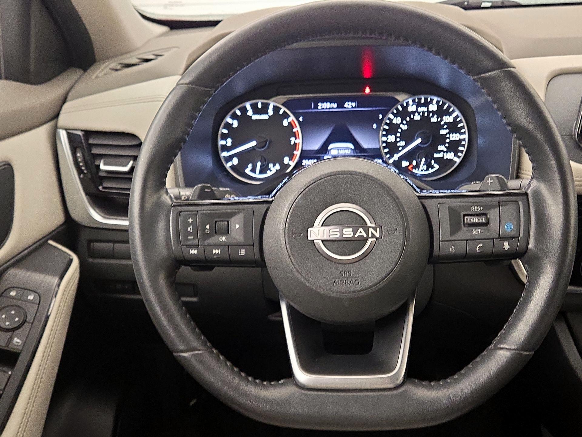 Thumbnail: 2022 Nissan Rogue - 10