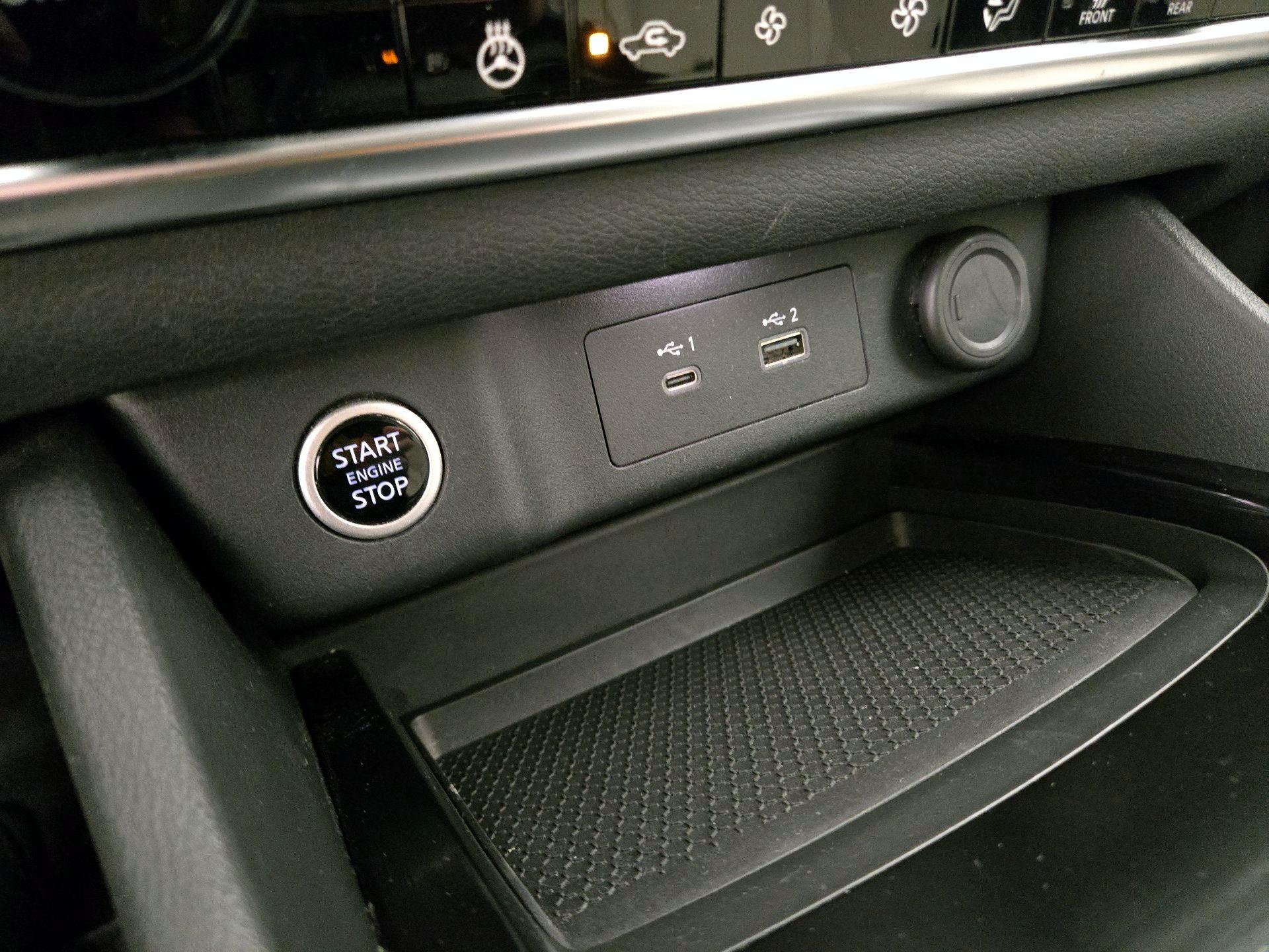 Thumbnail: 2022 Nissan Rogue - 18