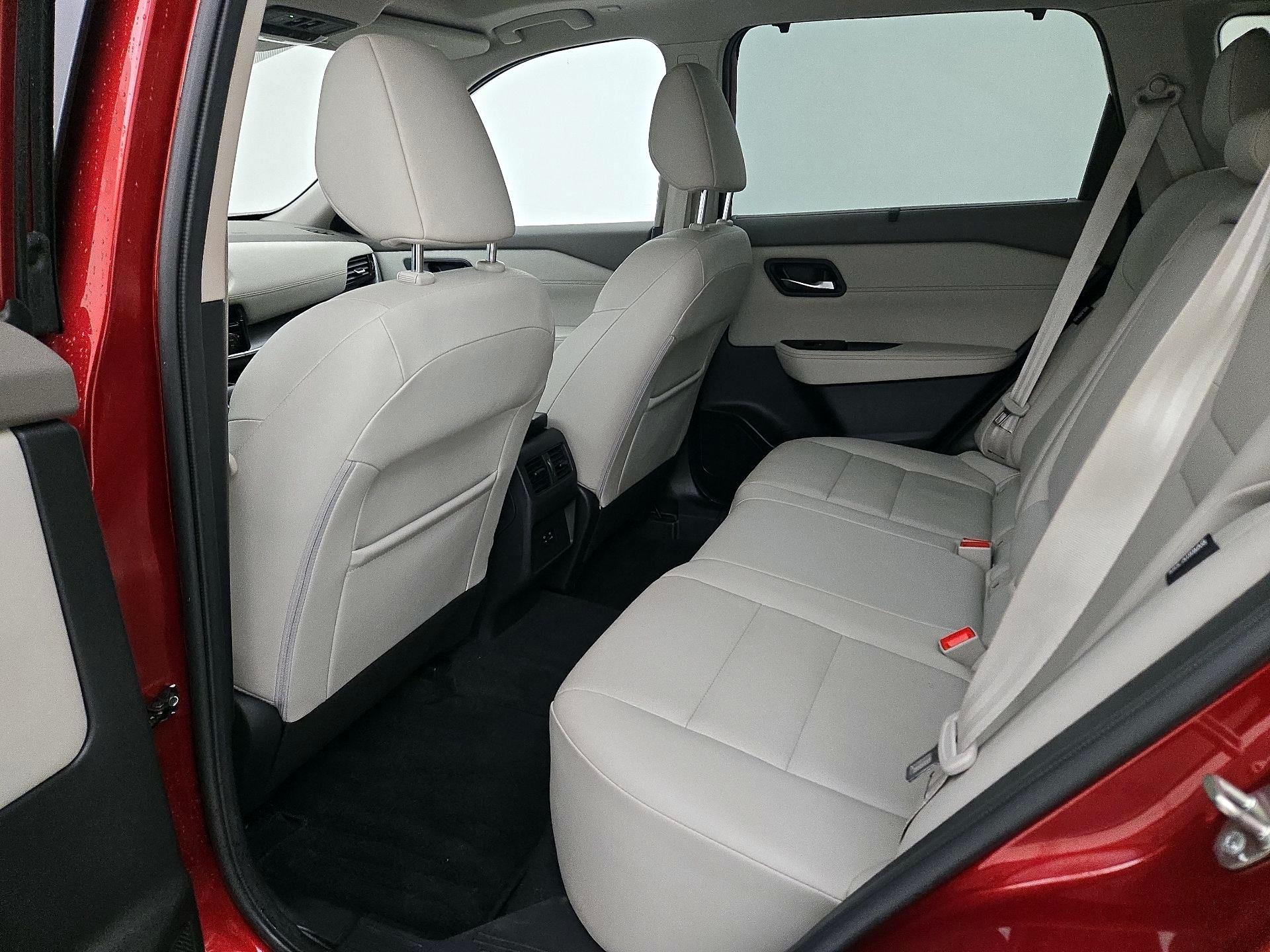 Thumbnail: 2022 Nissan Rogue - 19