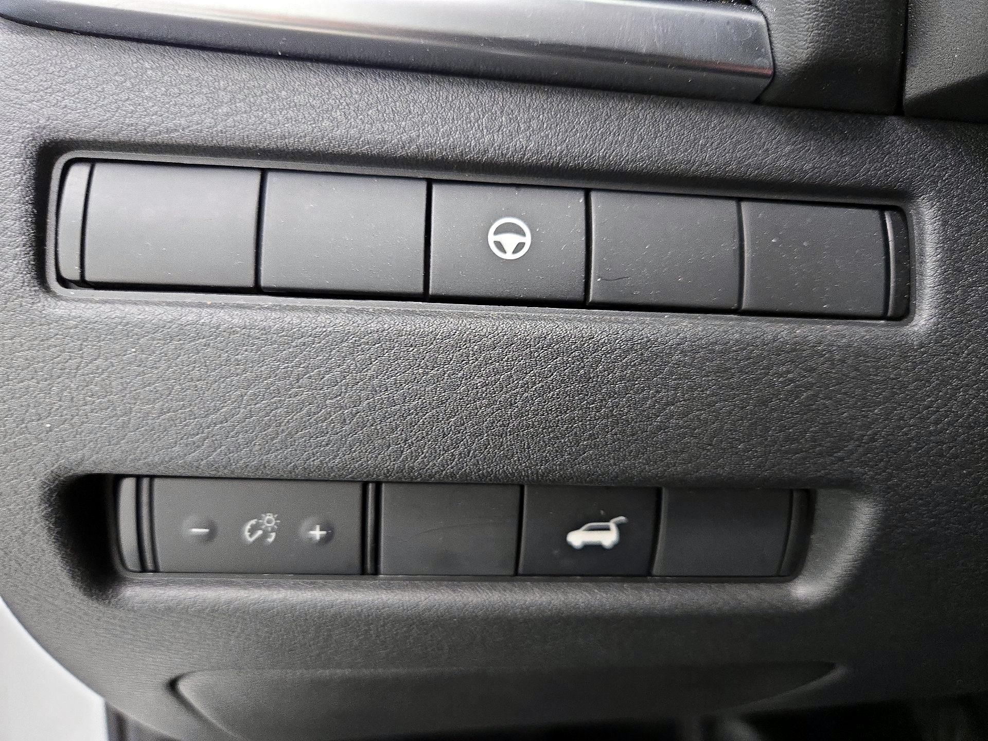 Thumbnail: 2023 Nissan Rogue - 13