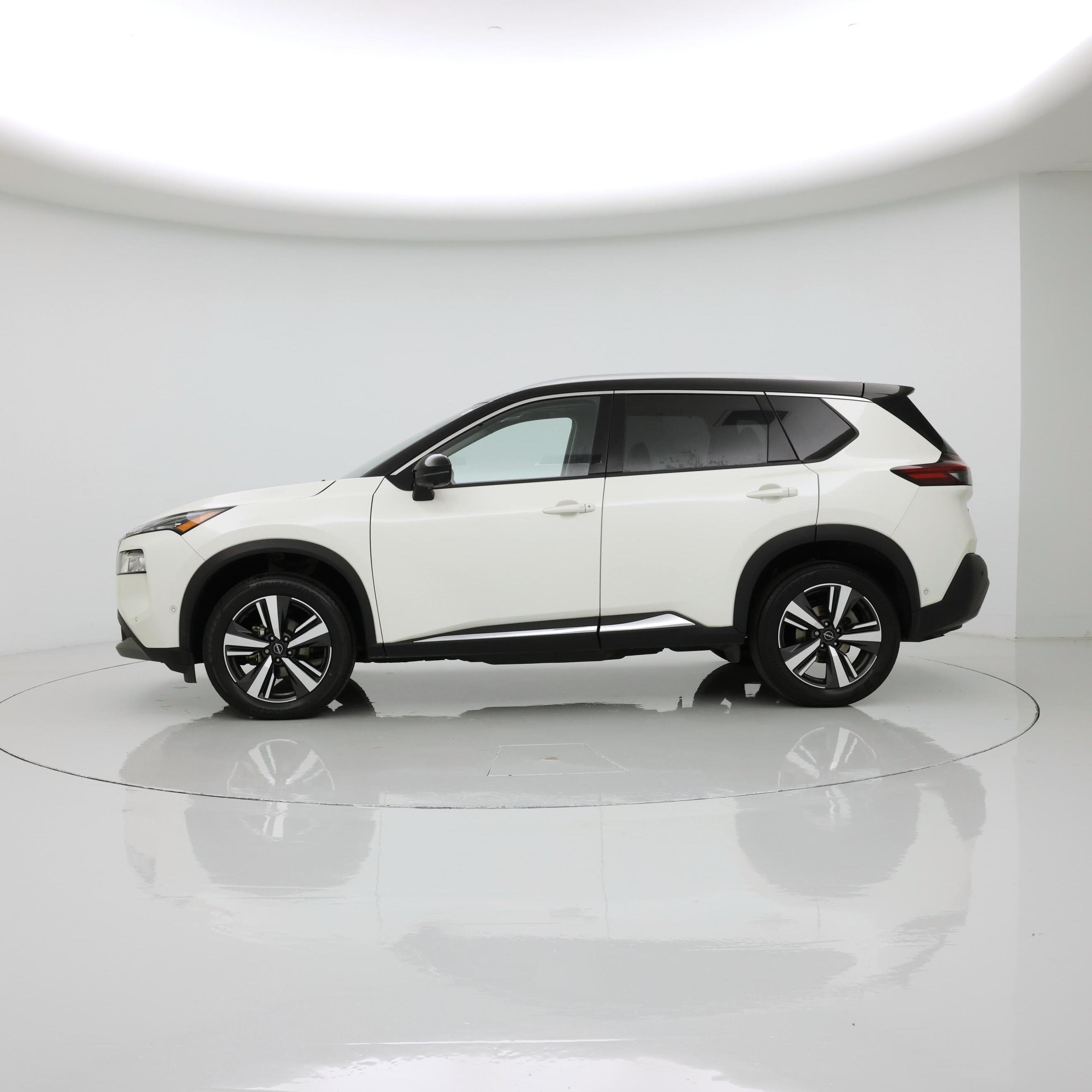 Thumbnail: 2023 Nissan Rogue - 3