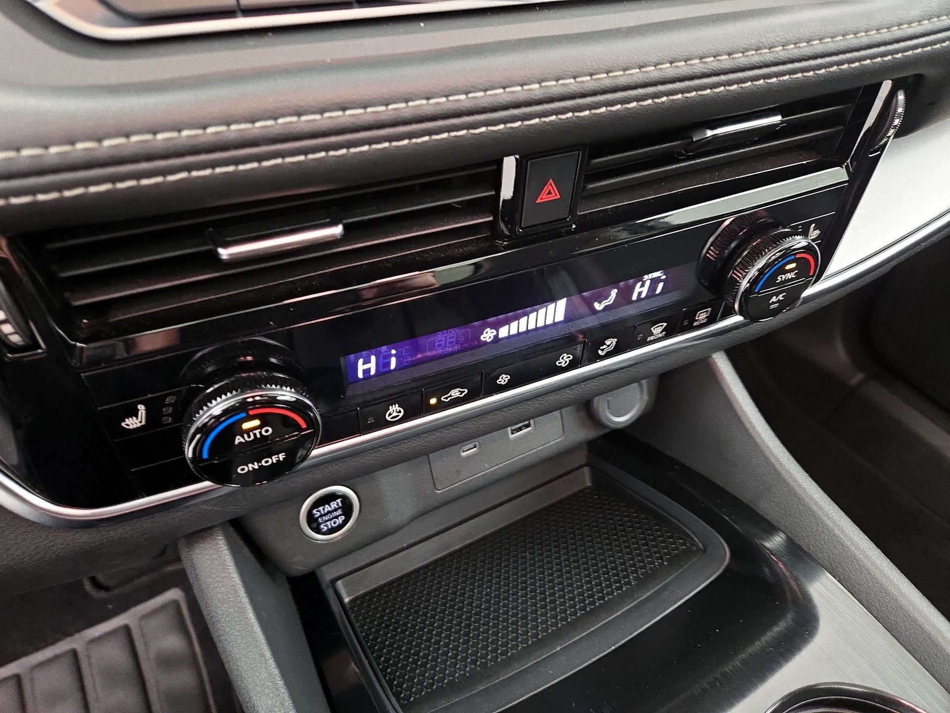 Thumbnail: 2022 Nissan Rogue - 16