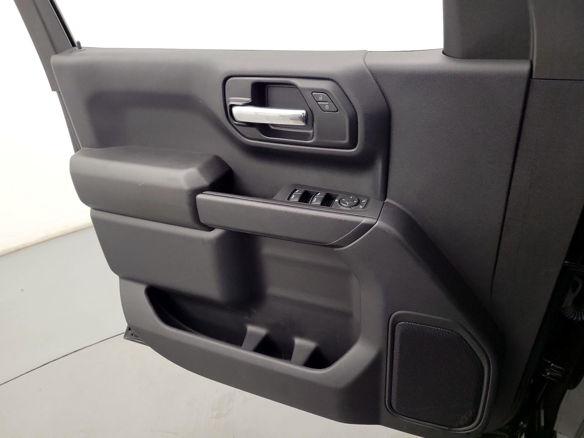 Thumbnail: 2022 Chevrolet Silverado 1500 - 12